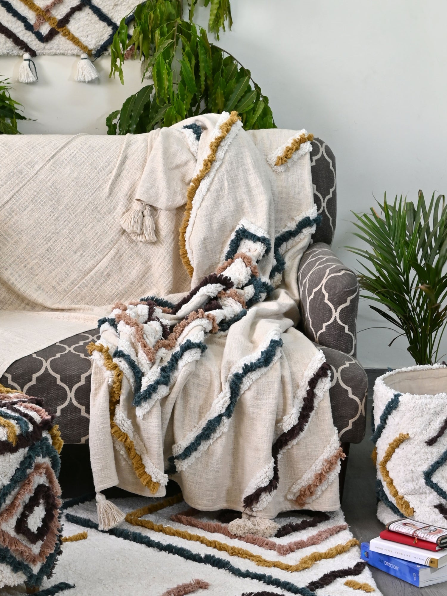 Omira Tufted Cotton Throw
