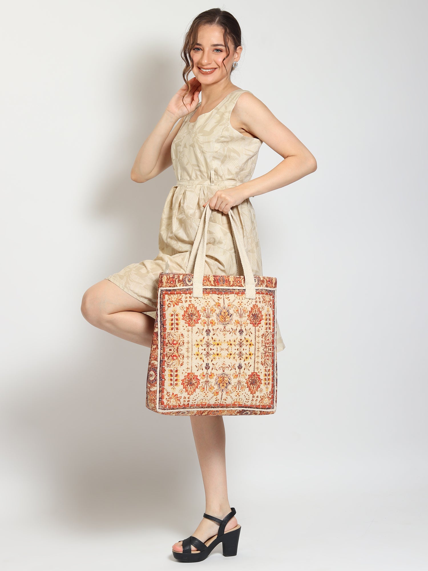 Adria tote bag handle detail — Art Avenue
