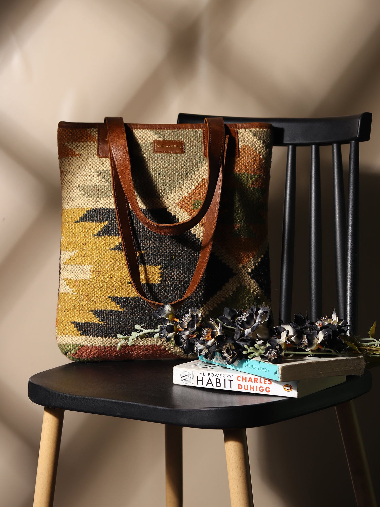 Camelia handbag kilim textile detail — Art Avenue