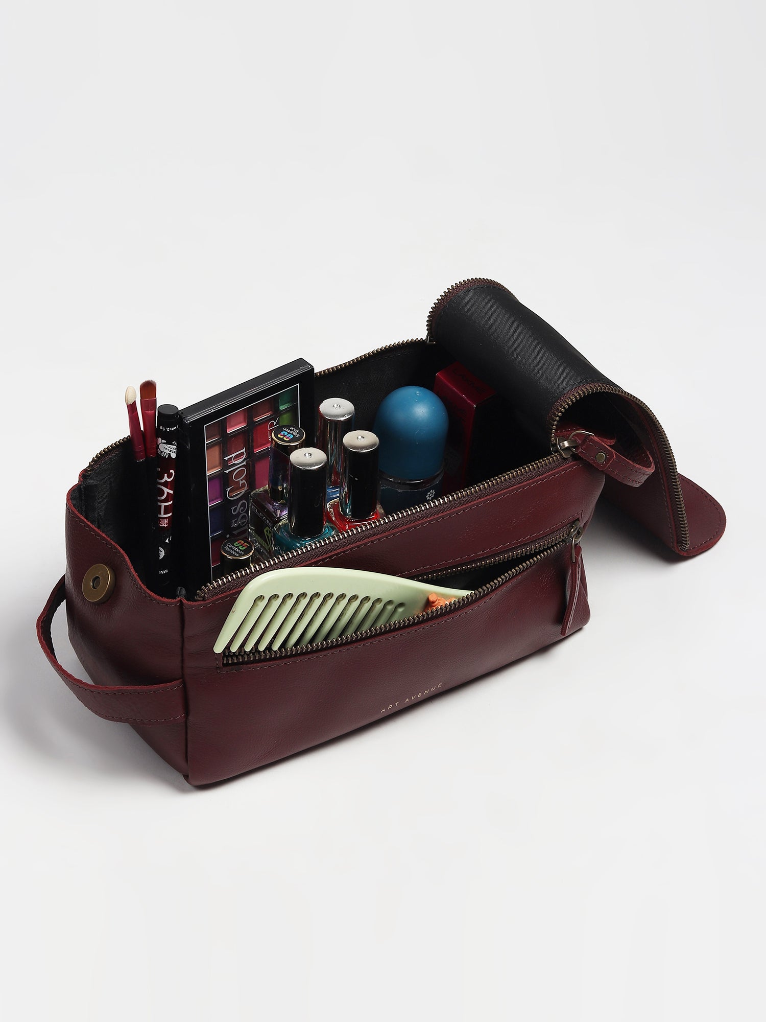 Rosary leather box bag, alternate view — Art Avenue