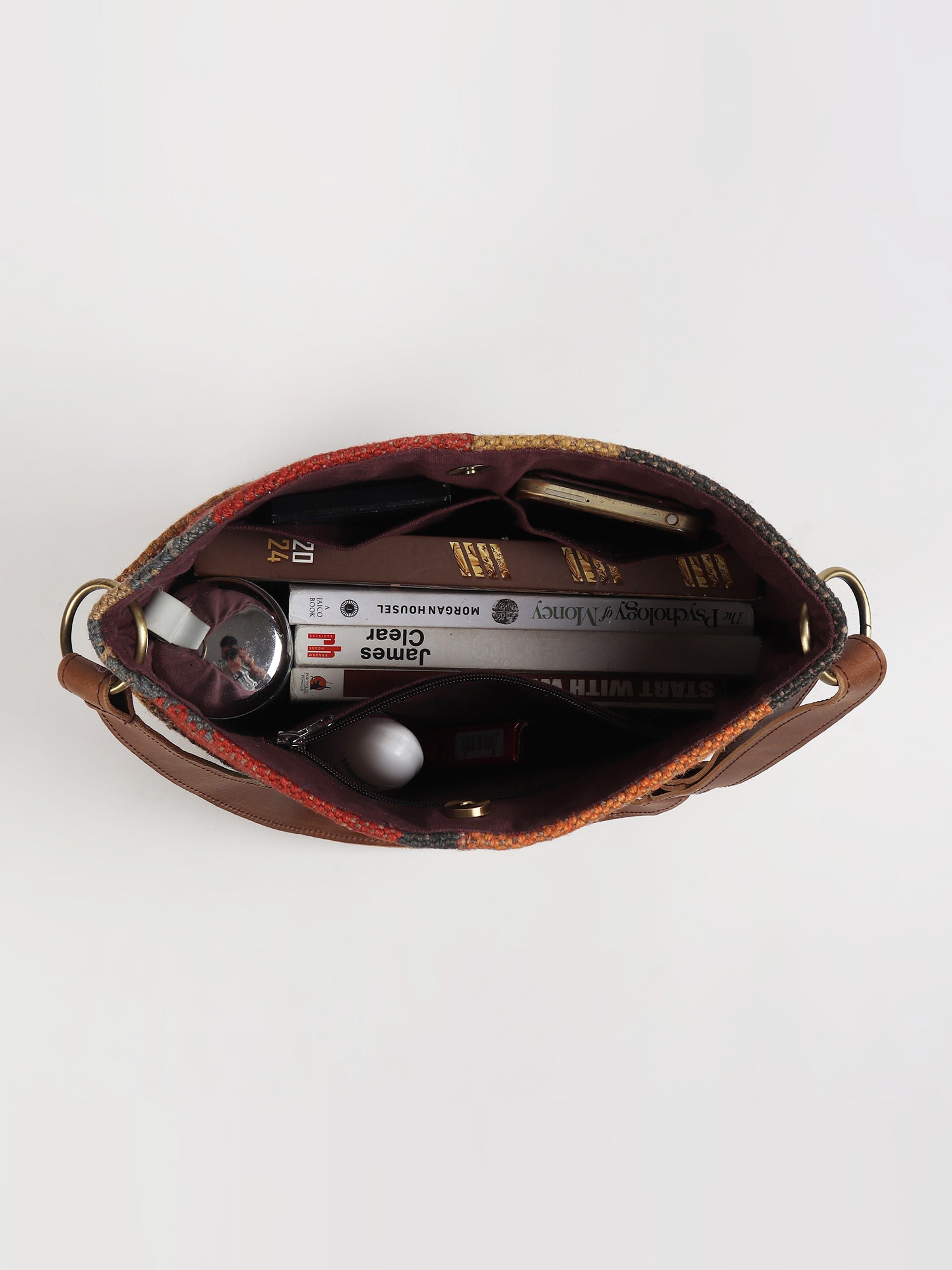 Doodle handbag closure detail — Art Avenue