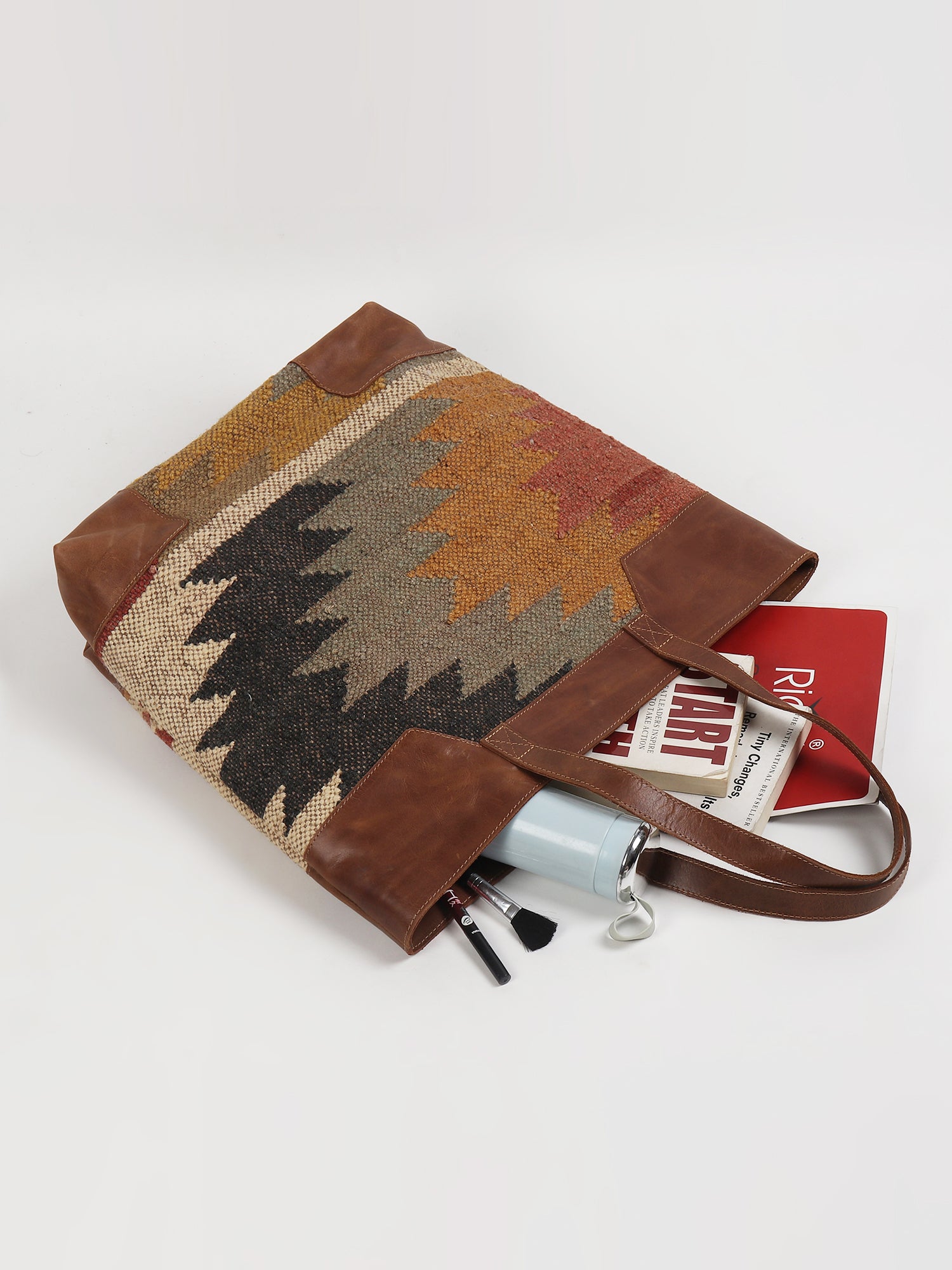 Nahua handbag on model — Art Avenue