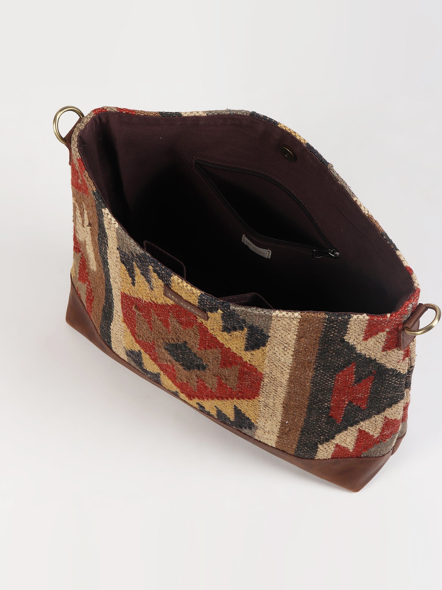 Austere kilim handbag hardware detail — Art Avenue