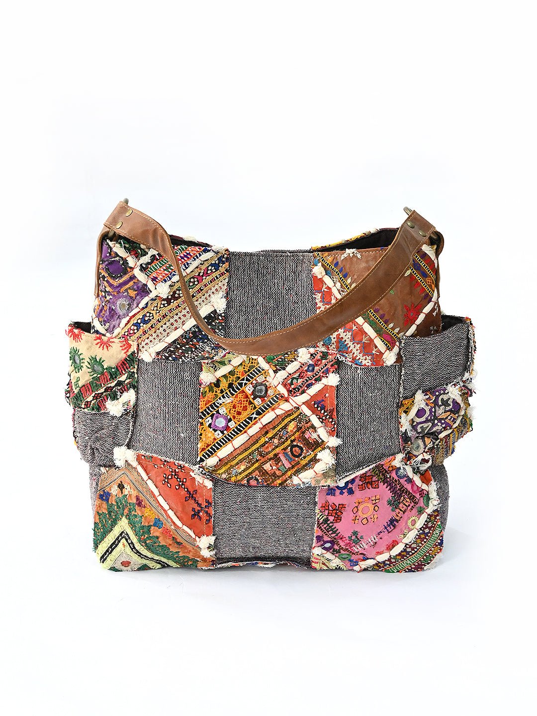 Winked patchwork handbag second view — Art Avenue