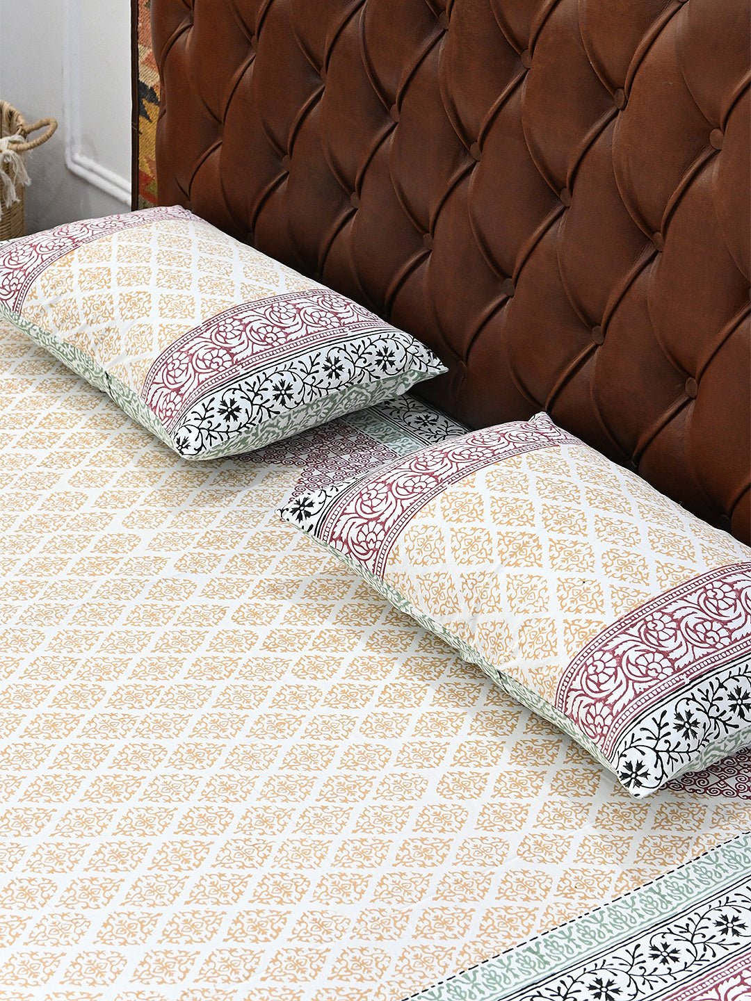 GEOMETRIC YELLOW GREEN COTTON PRINTED DOUBLE BEDSHEET WITH PILLOW - ART AVENUE