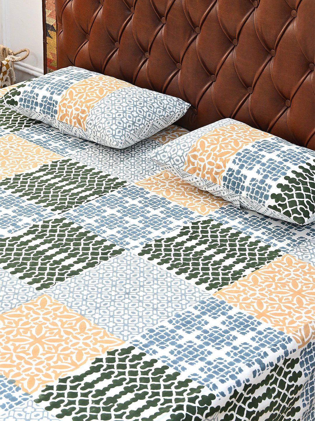 BOHEMIAN GEOMETRIC COTTON PRINTED DOUBLE BEDSHEET WITH PILLOW - ART AVENUE