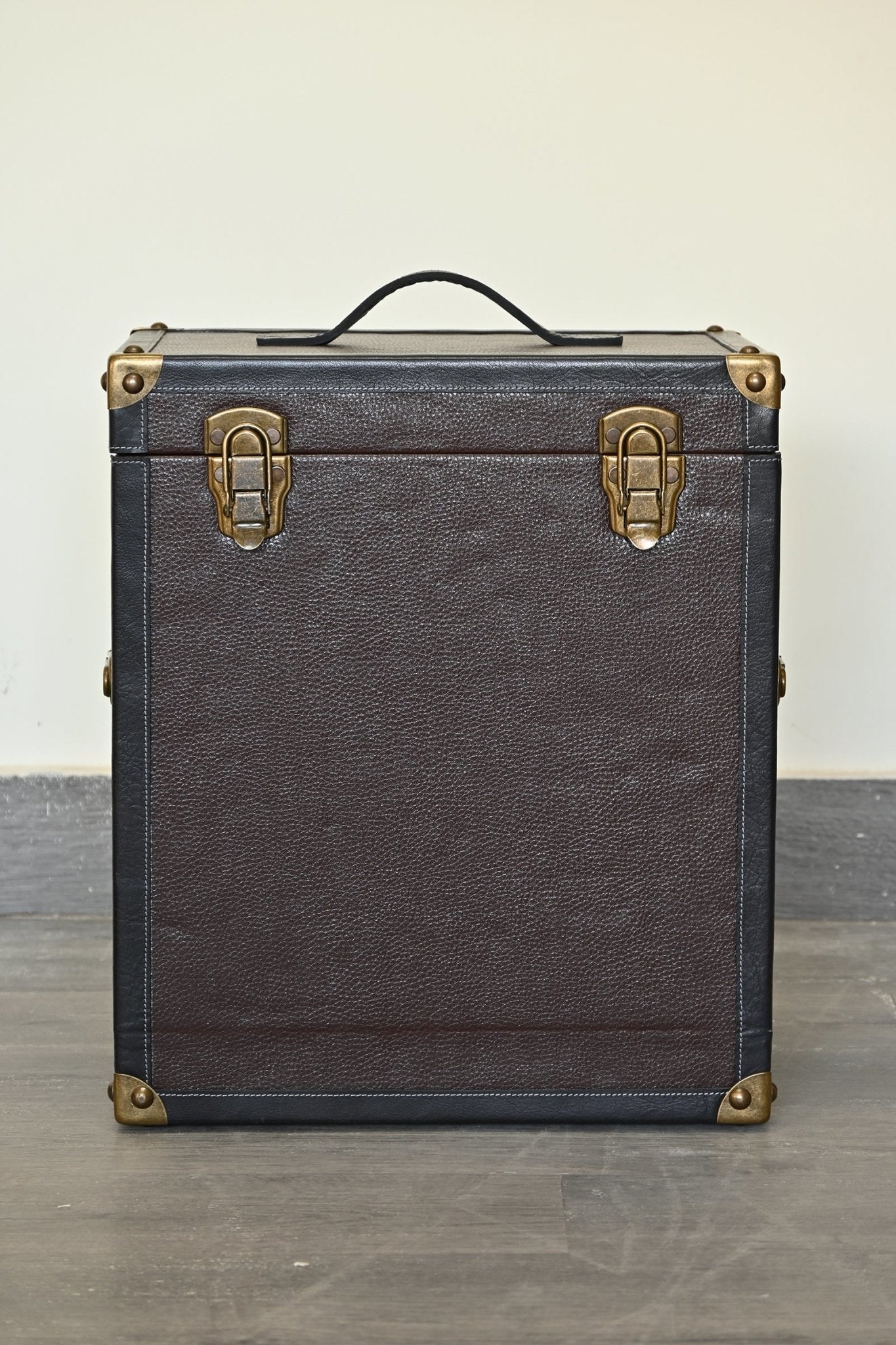 Side view of leather bar — Art Avenue