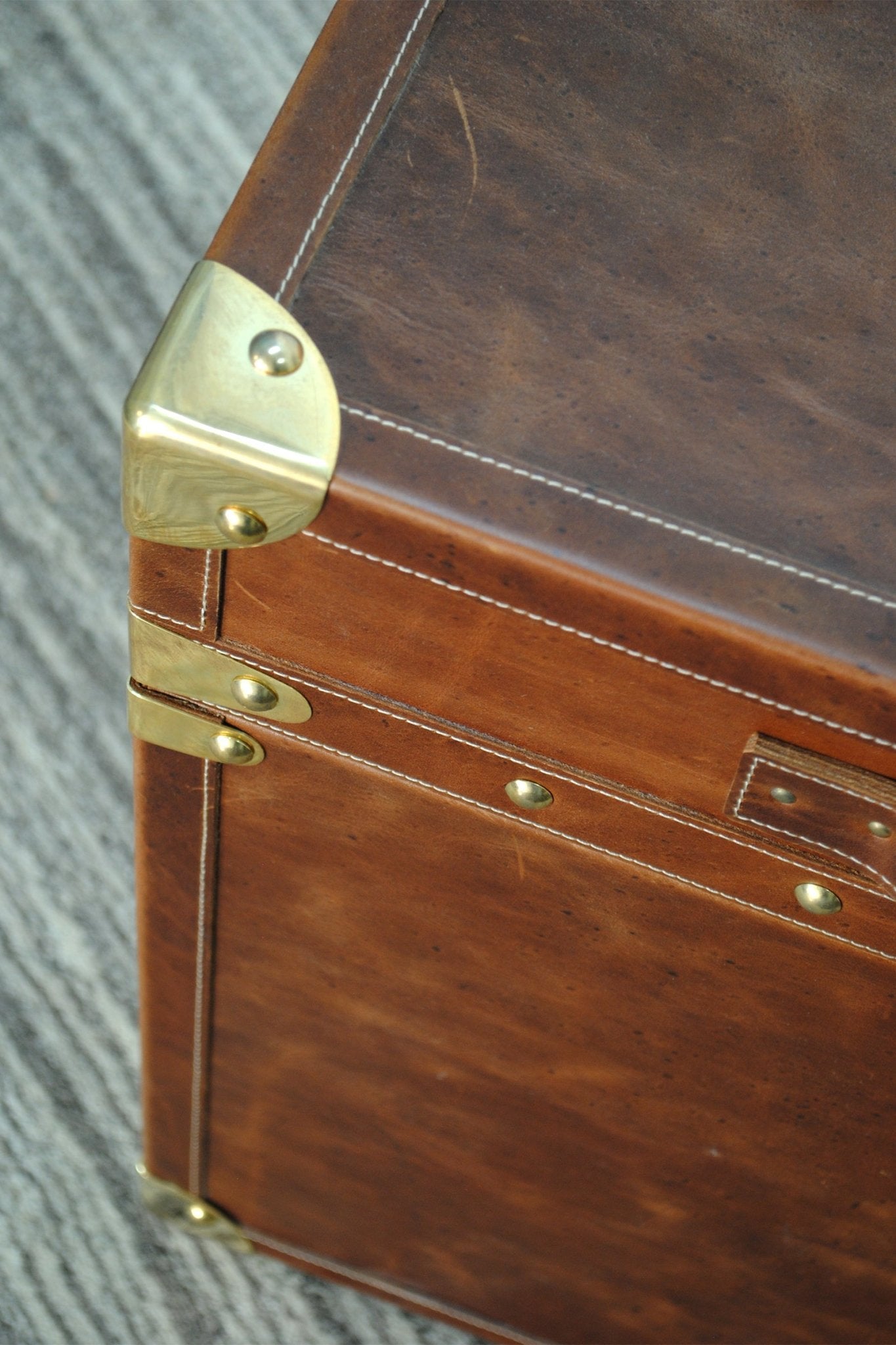 Saanjh handcrafted leather trunk — Art Avenue