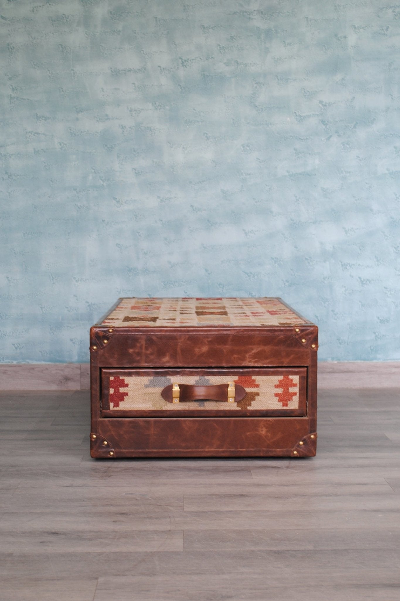 SUNSHINE COFFEE TABLE - ART AVENUE