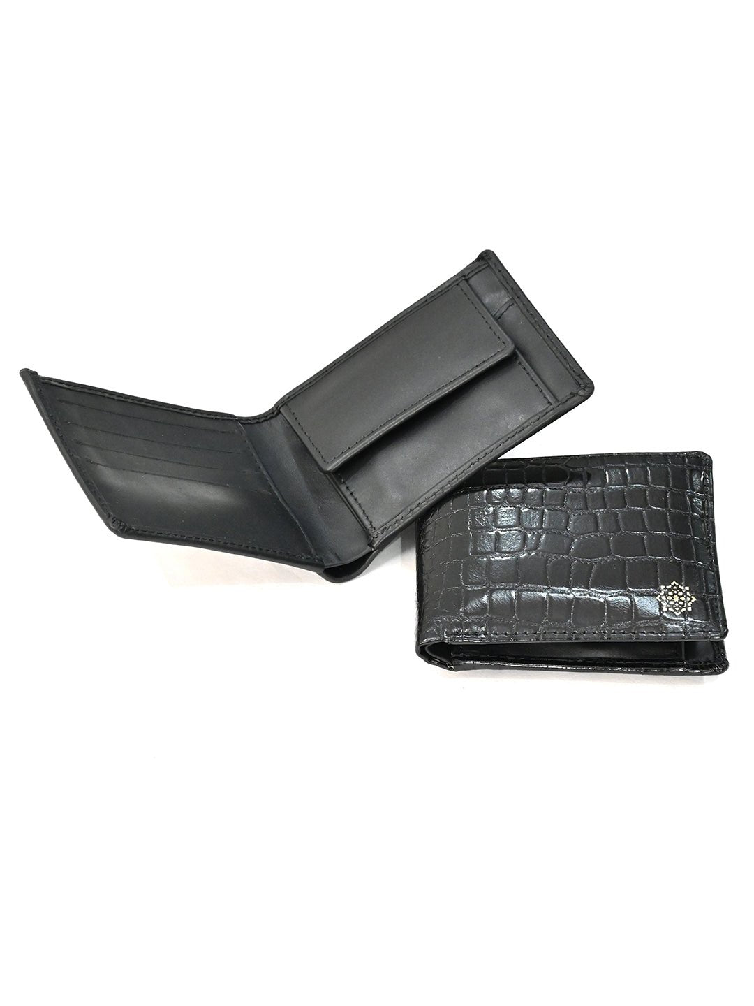 MEN BLACK TEXTURED GENUINE LEATHER WALLET - ART AVENUE