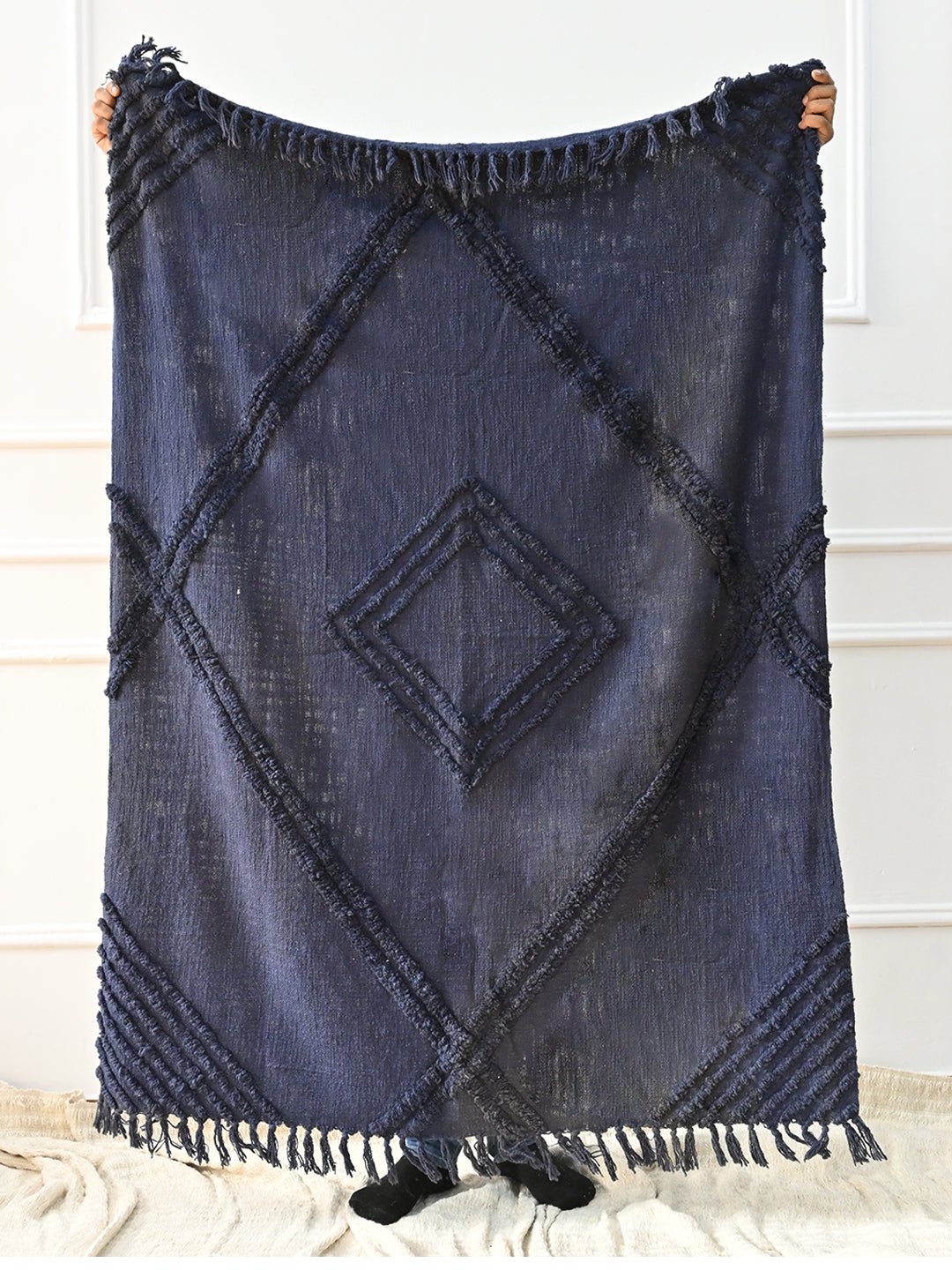 BRAVES NAVY - THROW - ART AVENUE