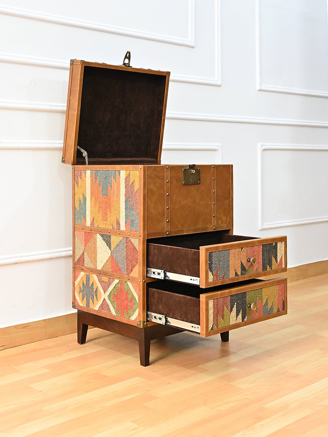 VAULTED DRAWER TRUNK - KILIM AND LEATHER - ART AVENUE