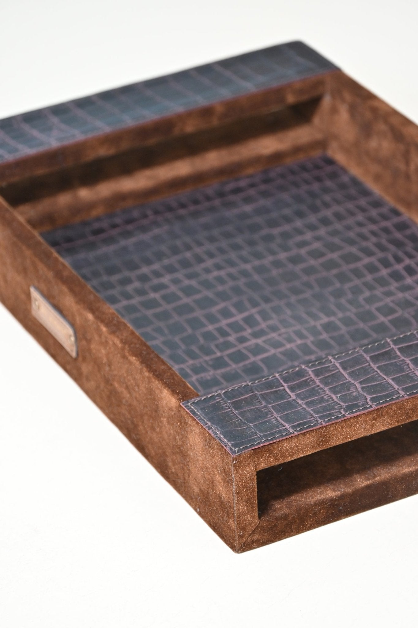 CARMINE - LEATHER TRAY - ART AVENUE