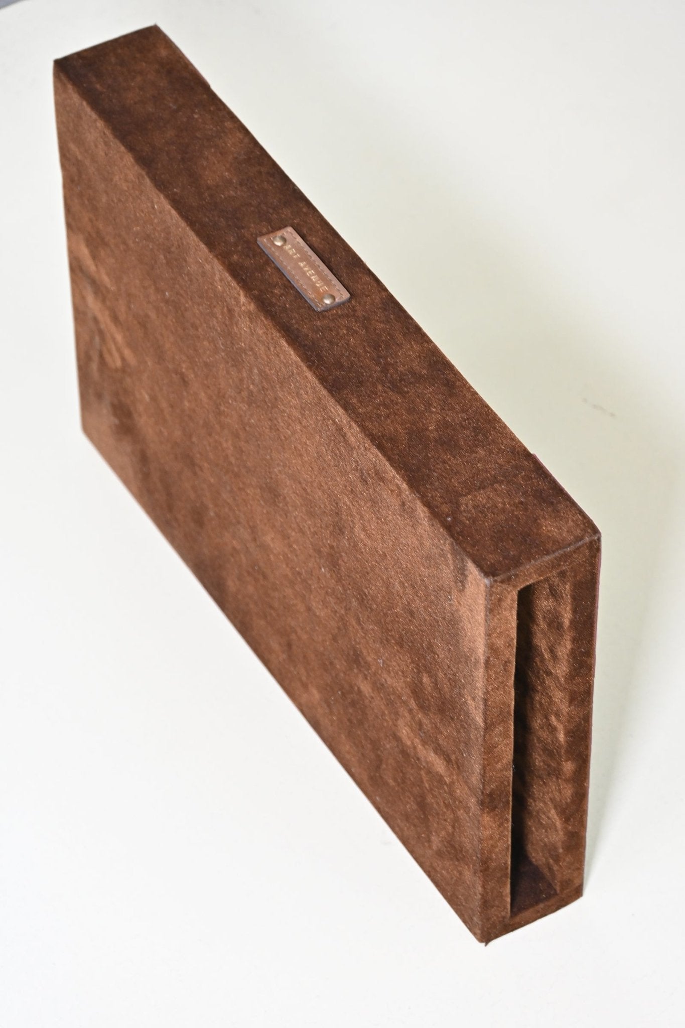 CARMINE - LEATHER TRAY - ART AVENUE