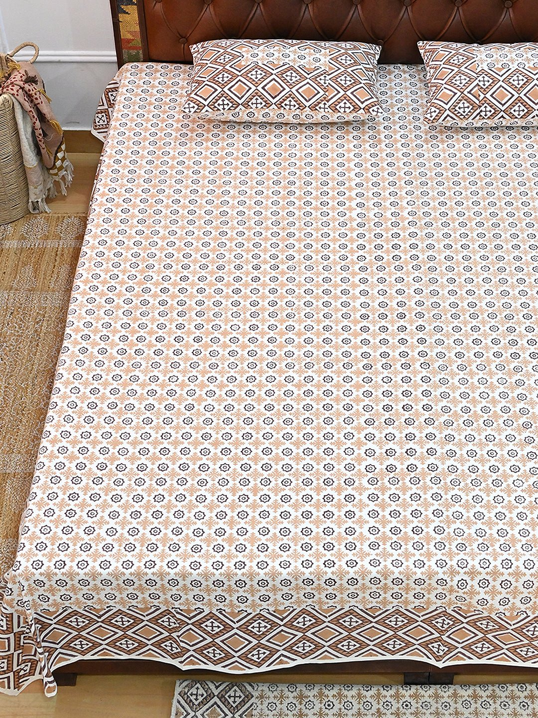 TARA BROWN COTTON PRINTED DOUBLE BEDSHEET WITH PILLOW - ART AVENUE
