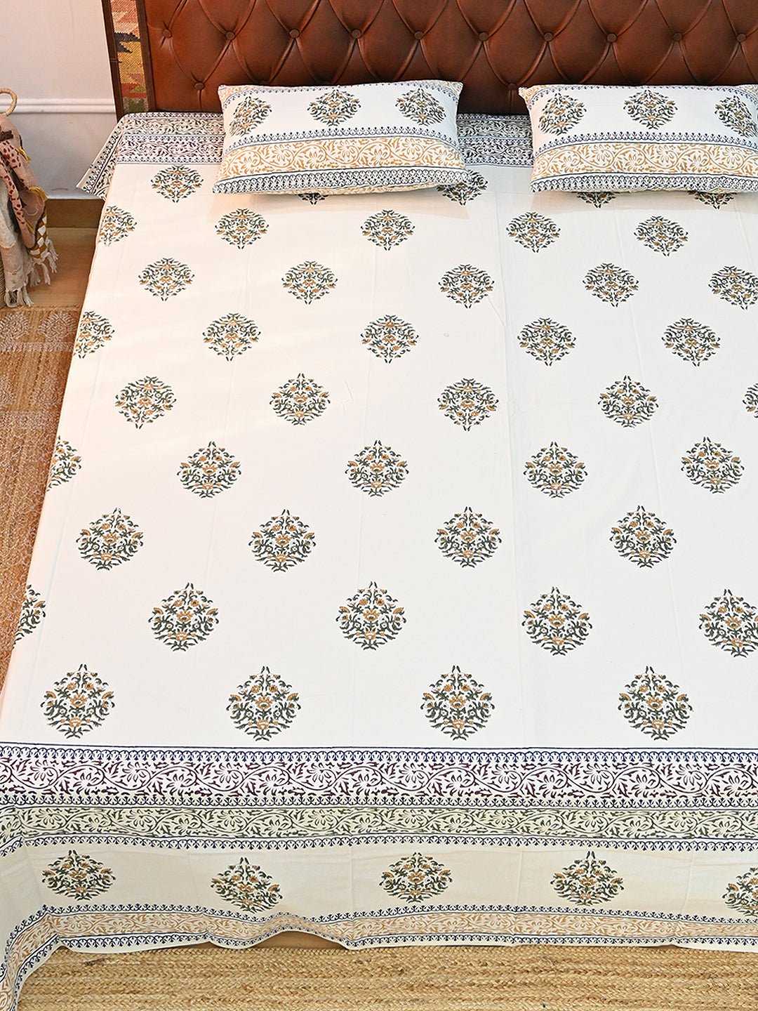 ARANYA BUTA COTTON PRINTED DOUBLE BEDSHEET WITH PILLOW - ART AVENUE