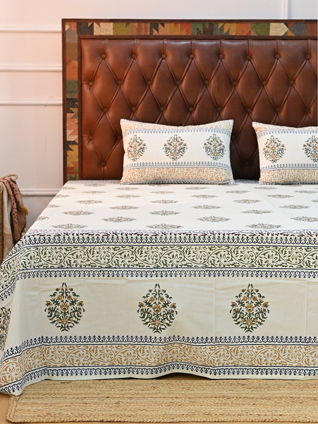 ARANYA BUTA COTTON PRINTED DOUBLE BEDSHEET WITH PILLOW - ART AVENUE