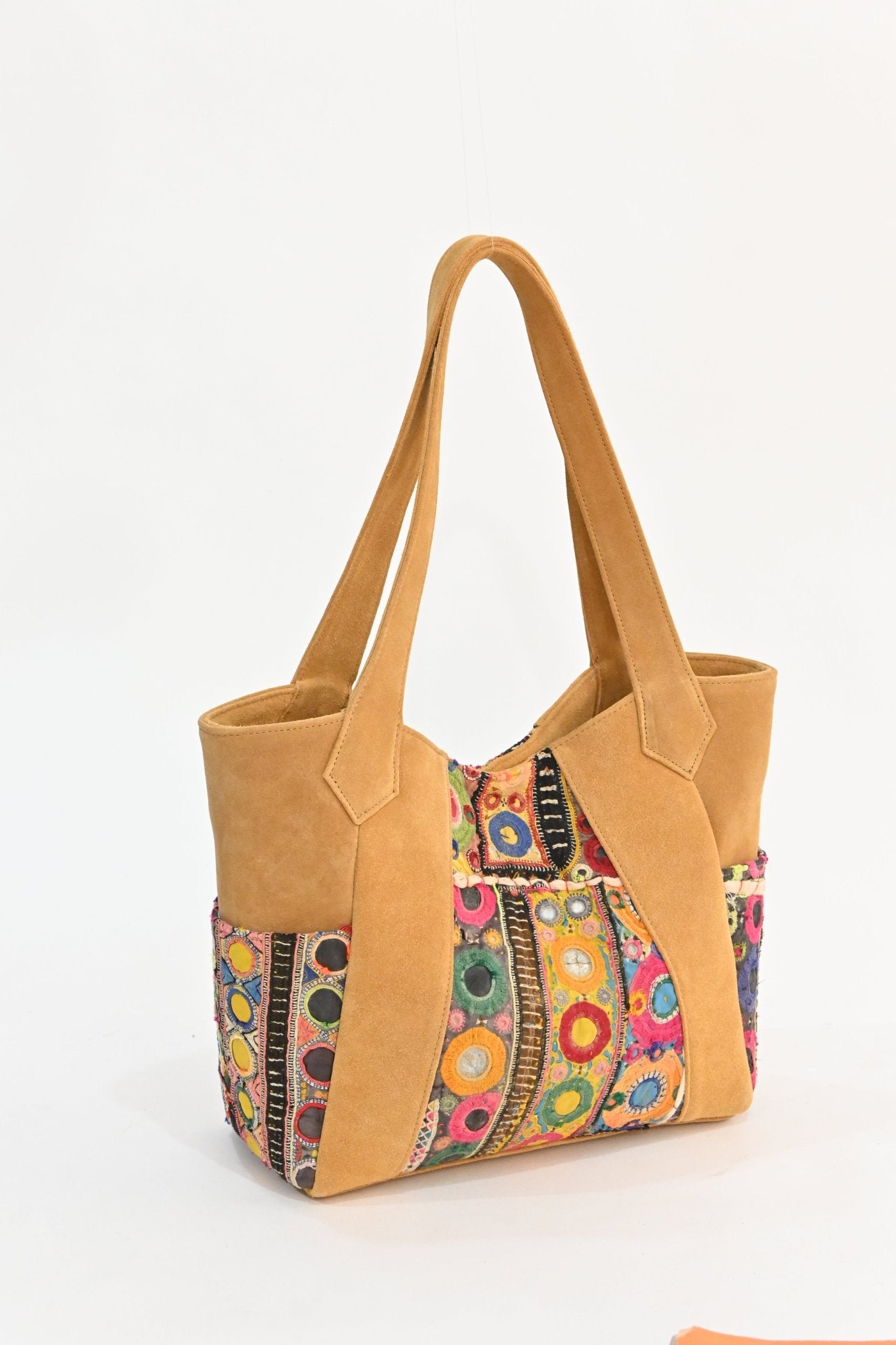 Khamsin vintage handbag interior — Art Avenue