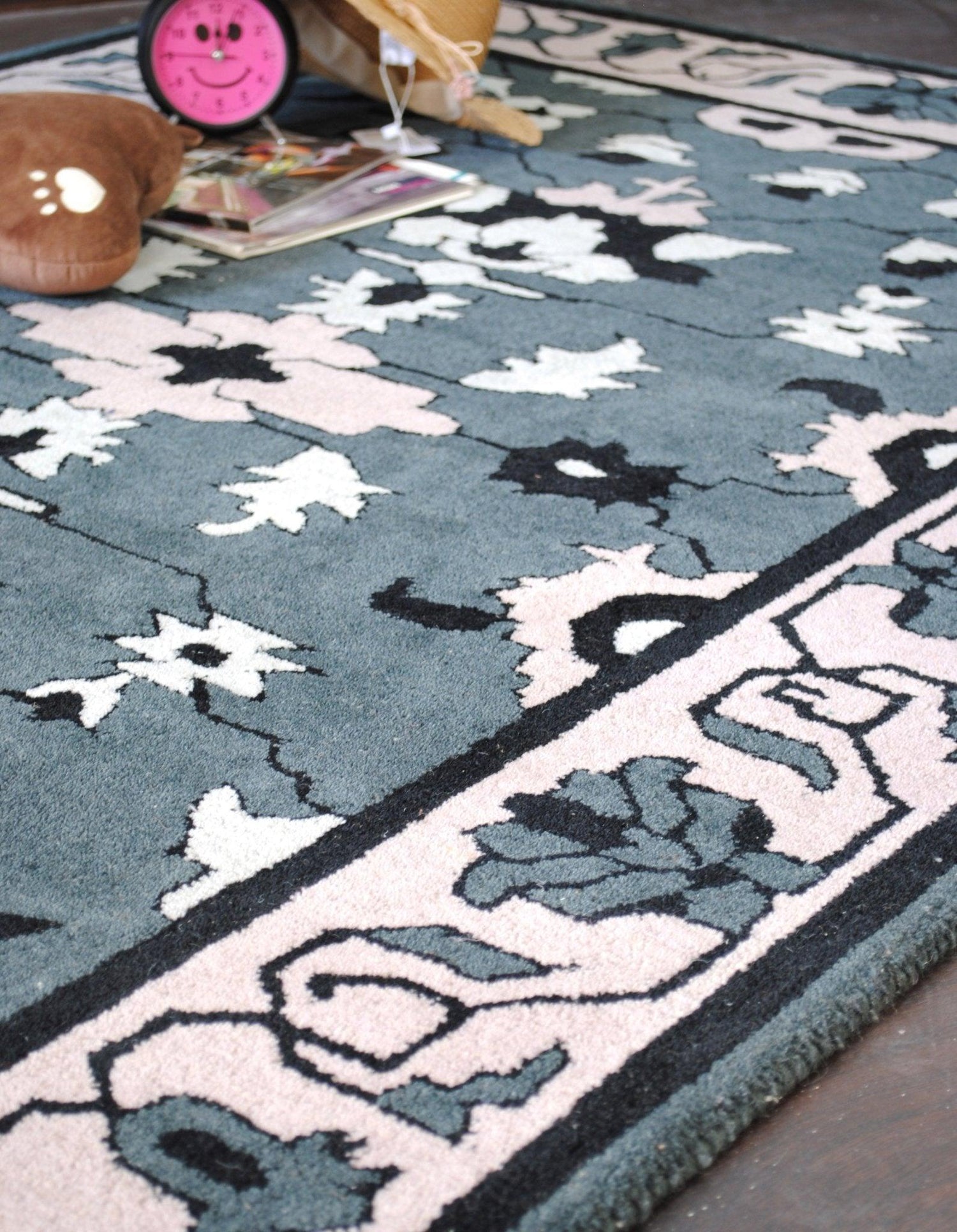 ALTHEDA HANDTUFTED WOOL CARPET - ART AVENUE