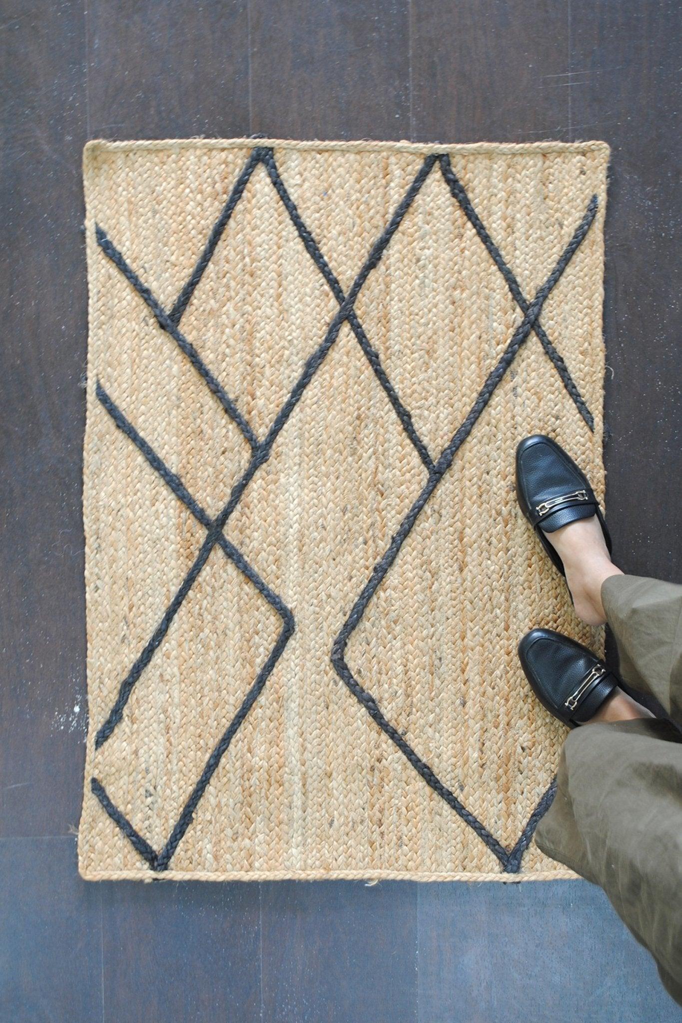 ARIANA - JUTE BRAIDED RUG - ART AVENUE