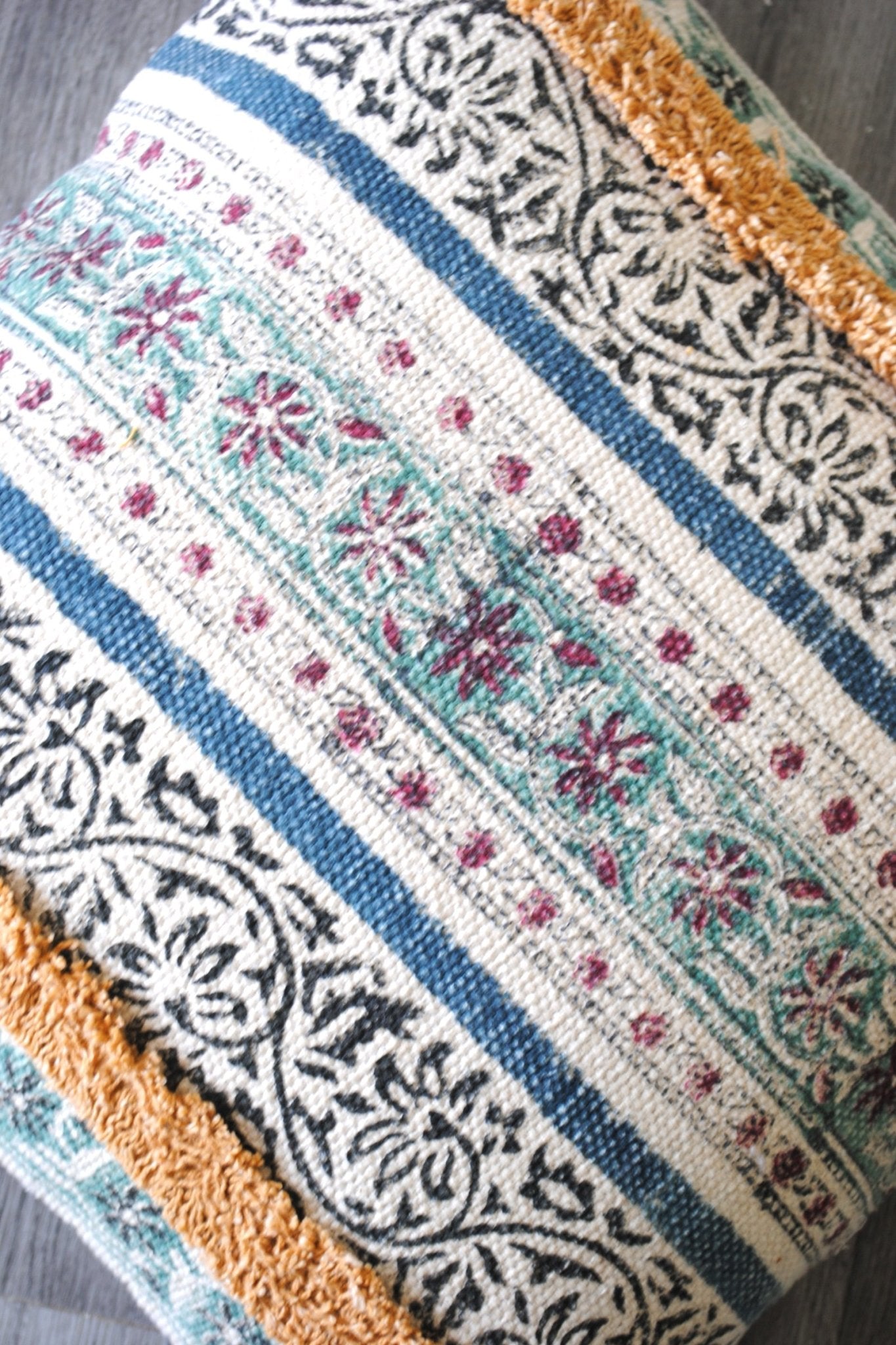 CELOSIA - SQUARE CUSHION COVER - ART AVENUE