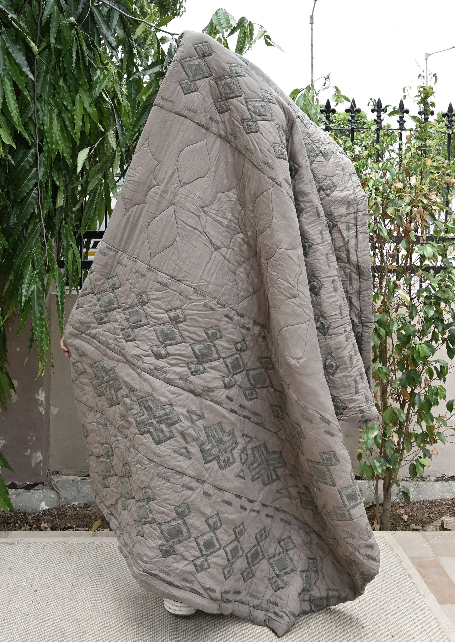 ELORA QUILT/RAZAI SET WITH PILLOW COVERS - ART AVENUE