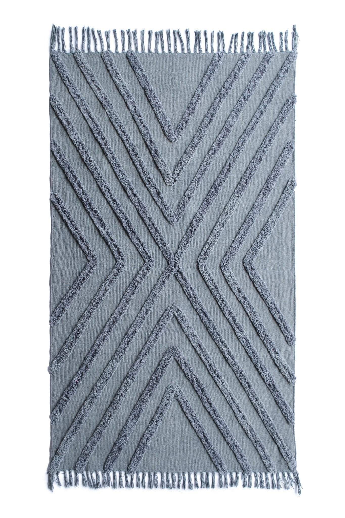 Hollywood embroidered rug room setting — Art Avenue India