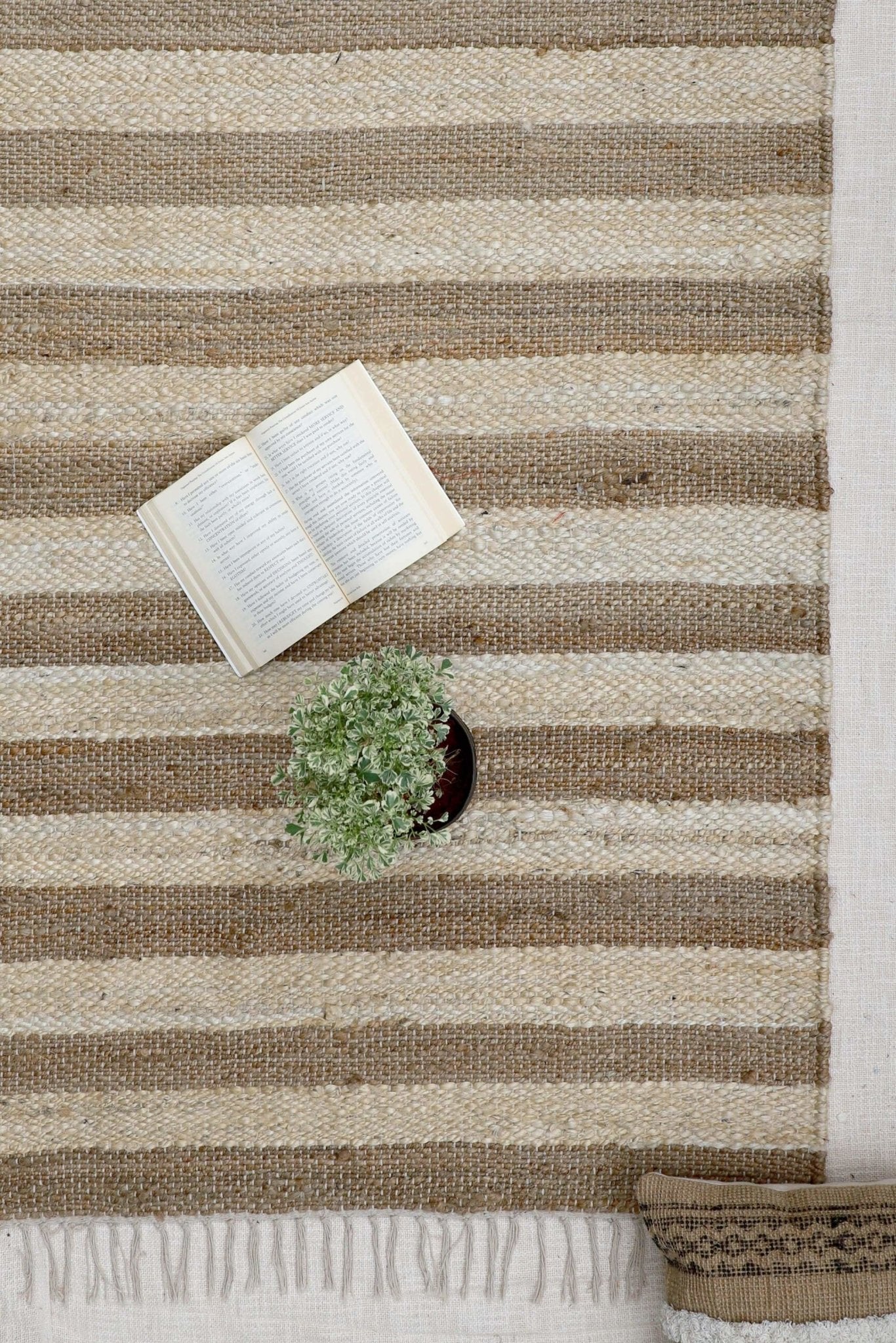 Jump braided rug — texture detail — Art Avenue