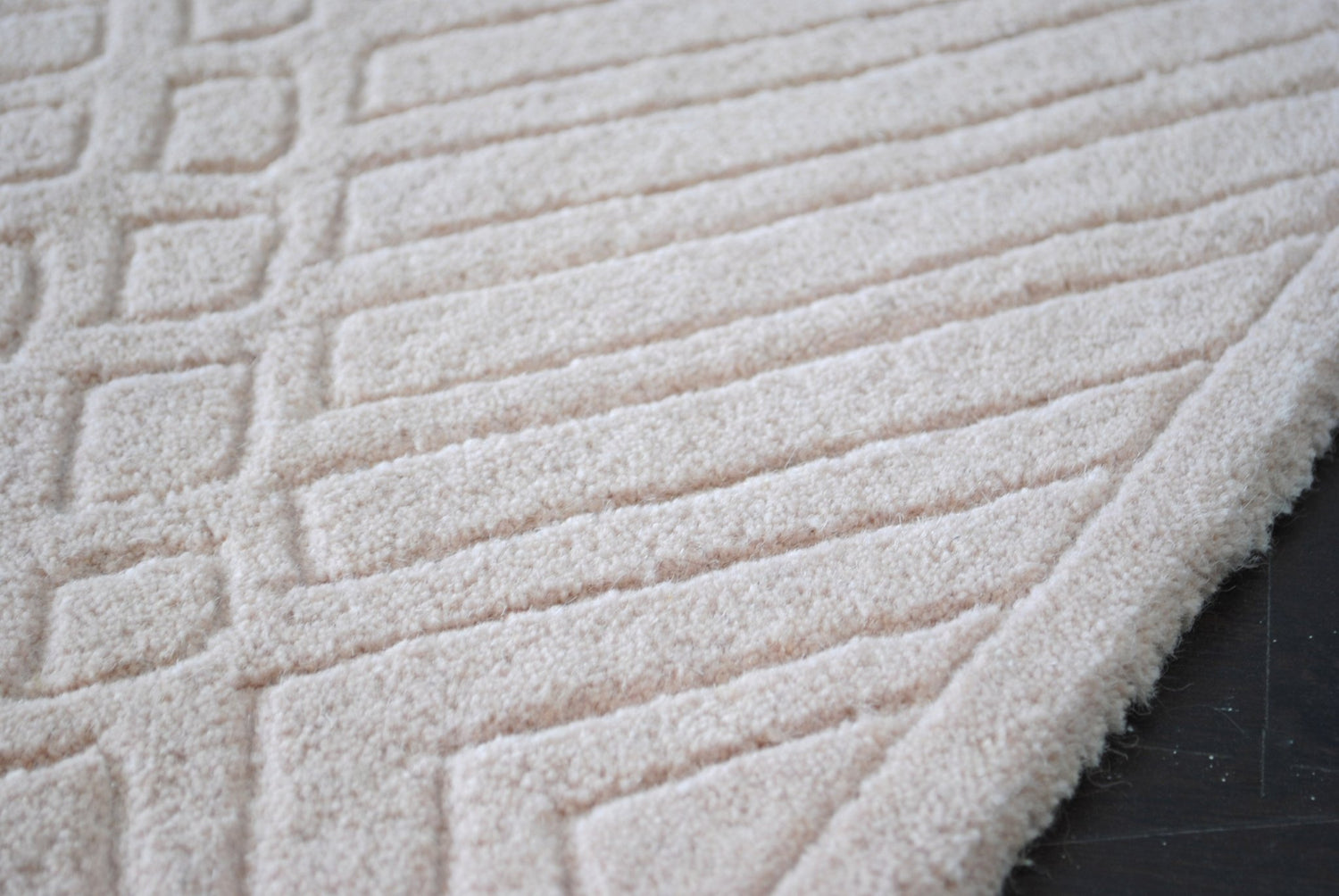 MARCELA HANDTUFTED WOOL CARPET - ART AVENUE