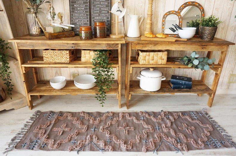 MICHAEL - HAND EMBROIDERED COTTON FLOOR RUG RUNNER - ART AVENUE