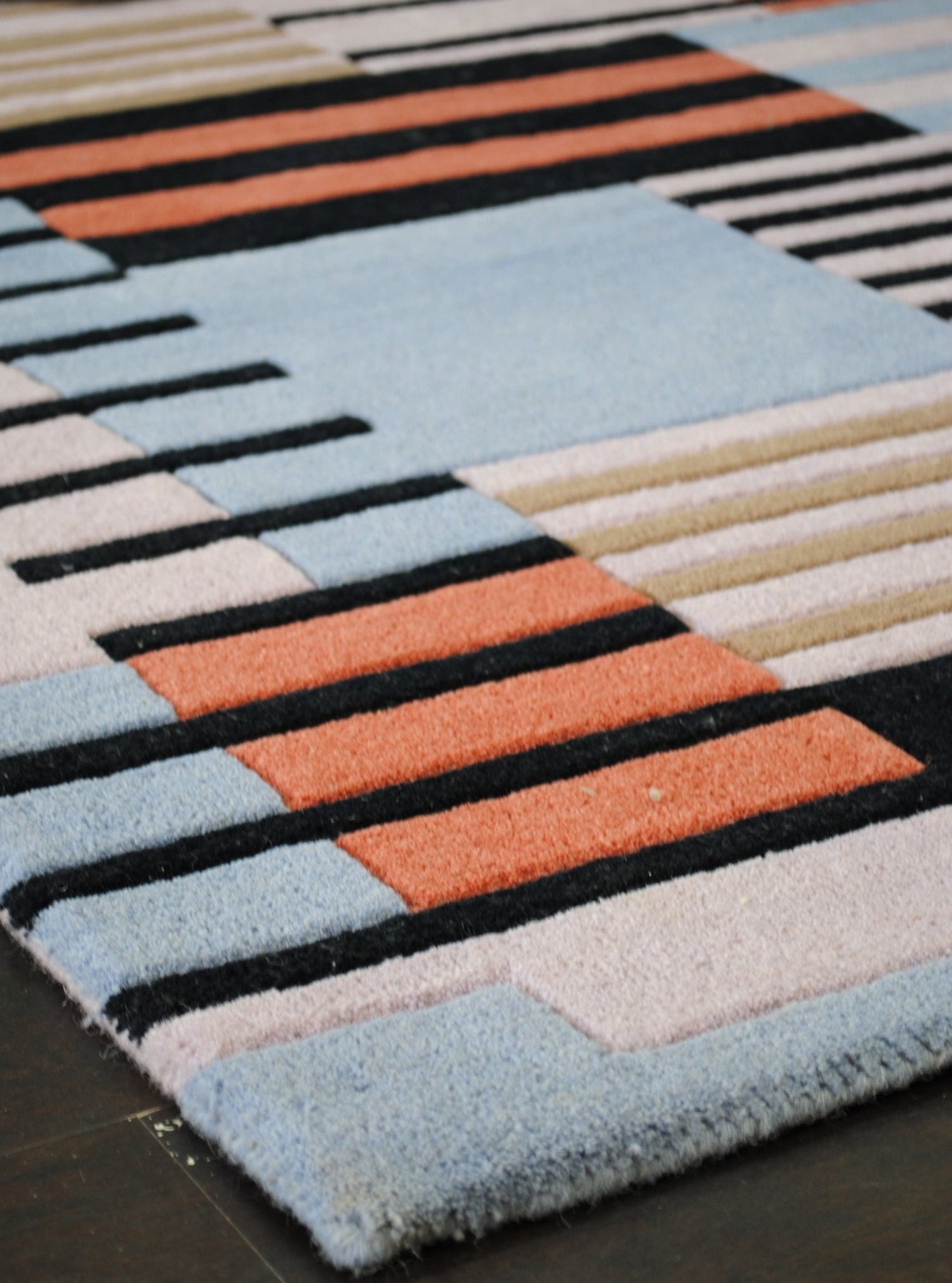 MOONWALK HANDTUFTED WOOL CARPET - ART AVENUE