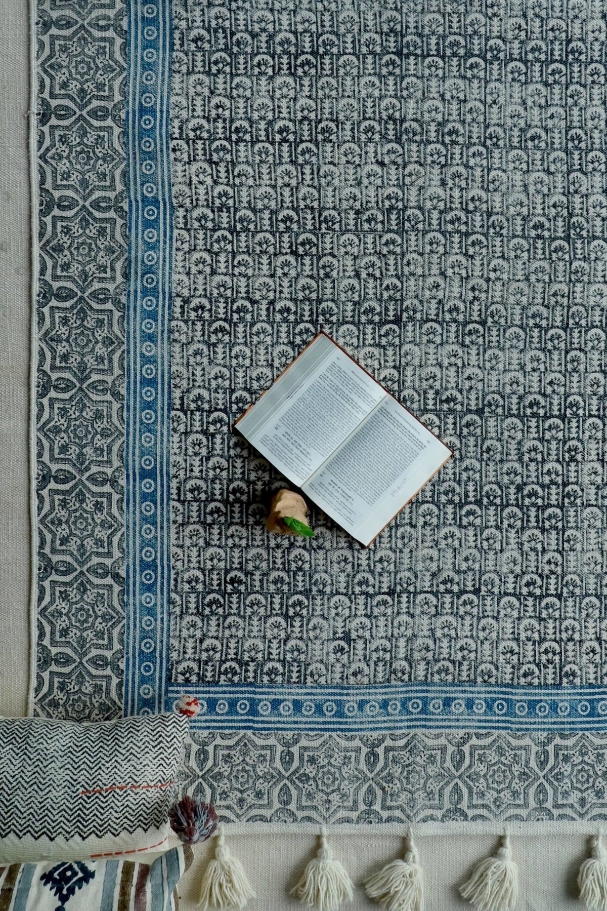 Nawa Block-Printed Cotton Dhurrie Rug in Black — Art Avenue