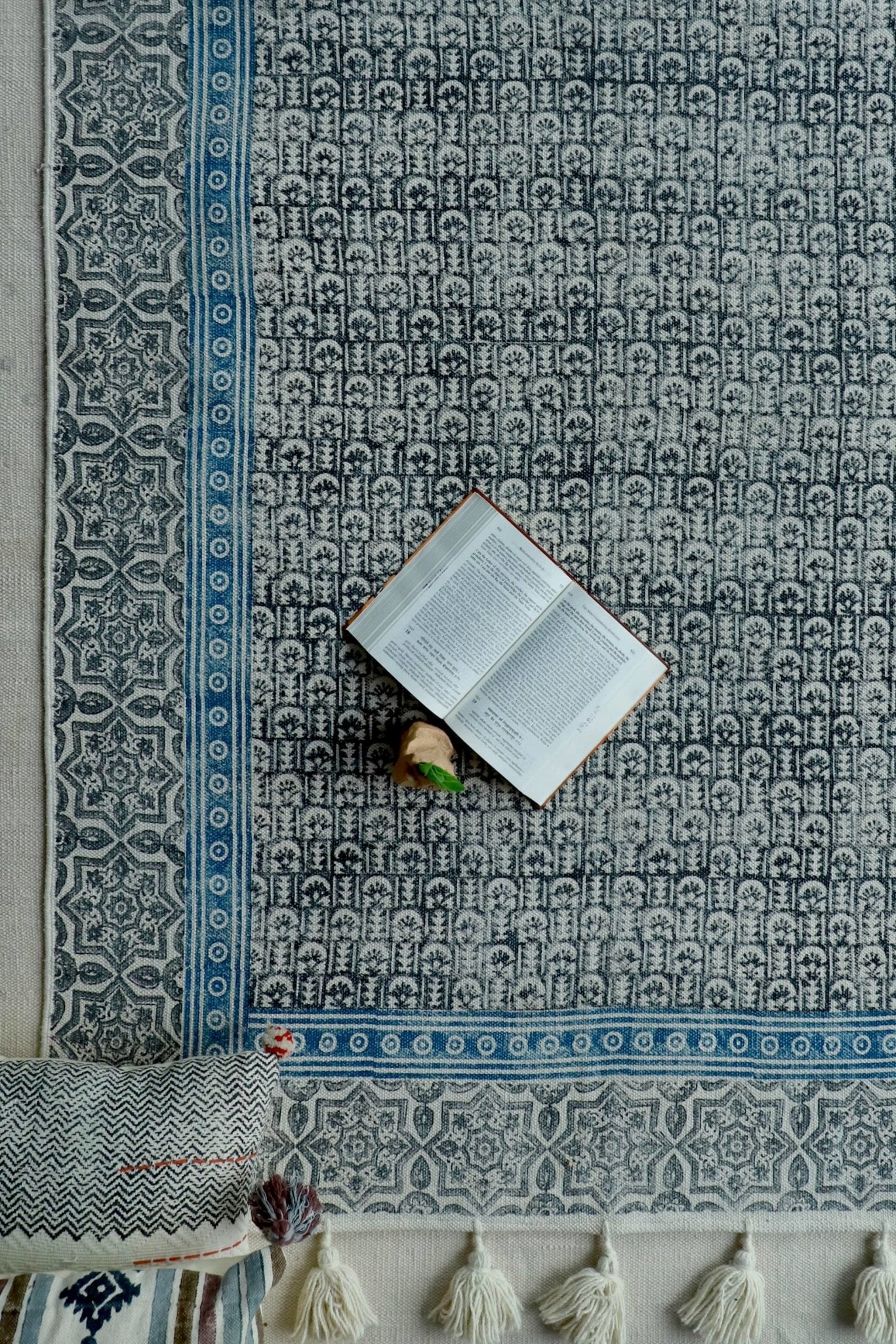 Nawa Block-Printed Cotton Dhurrie Rug in Black — Art Avenue