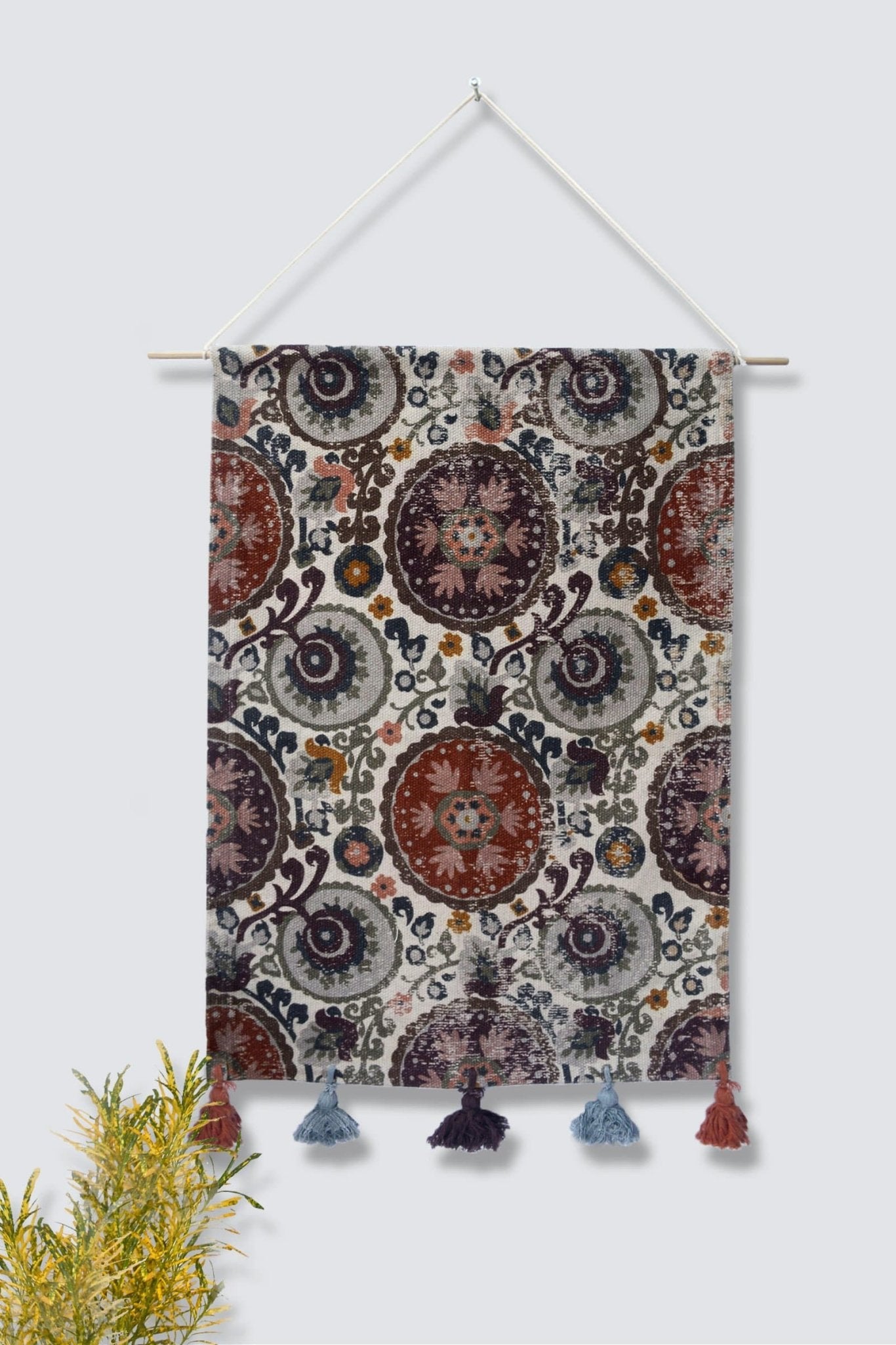 RASPBERRY - WALL HANGING - ART AVENUE