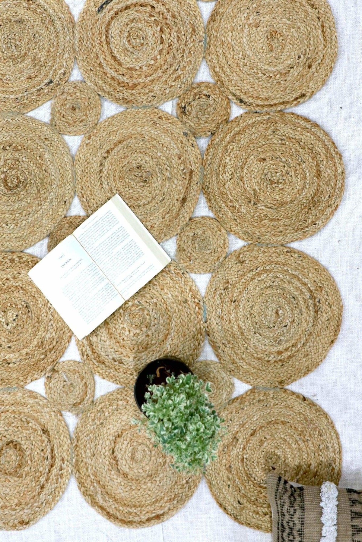 Artimesia braided rug — cotton detail — Art Avenue