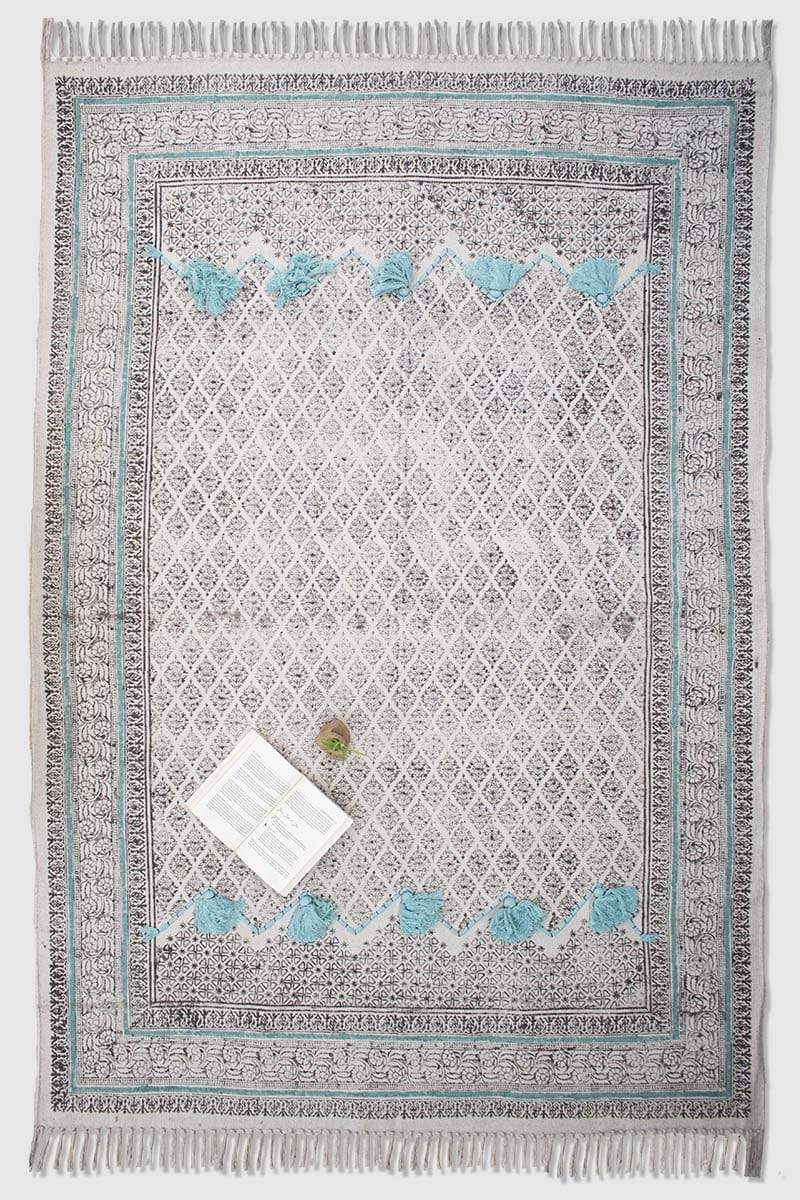 Block-Printed Cotton Dhurrie Rug in Black & Grey Traditional — Art Avenue