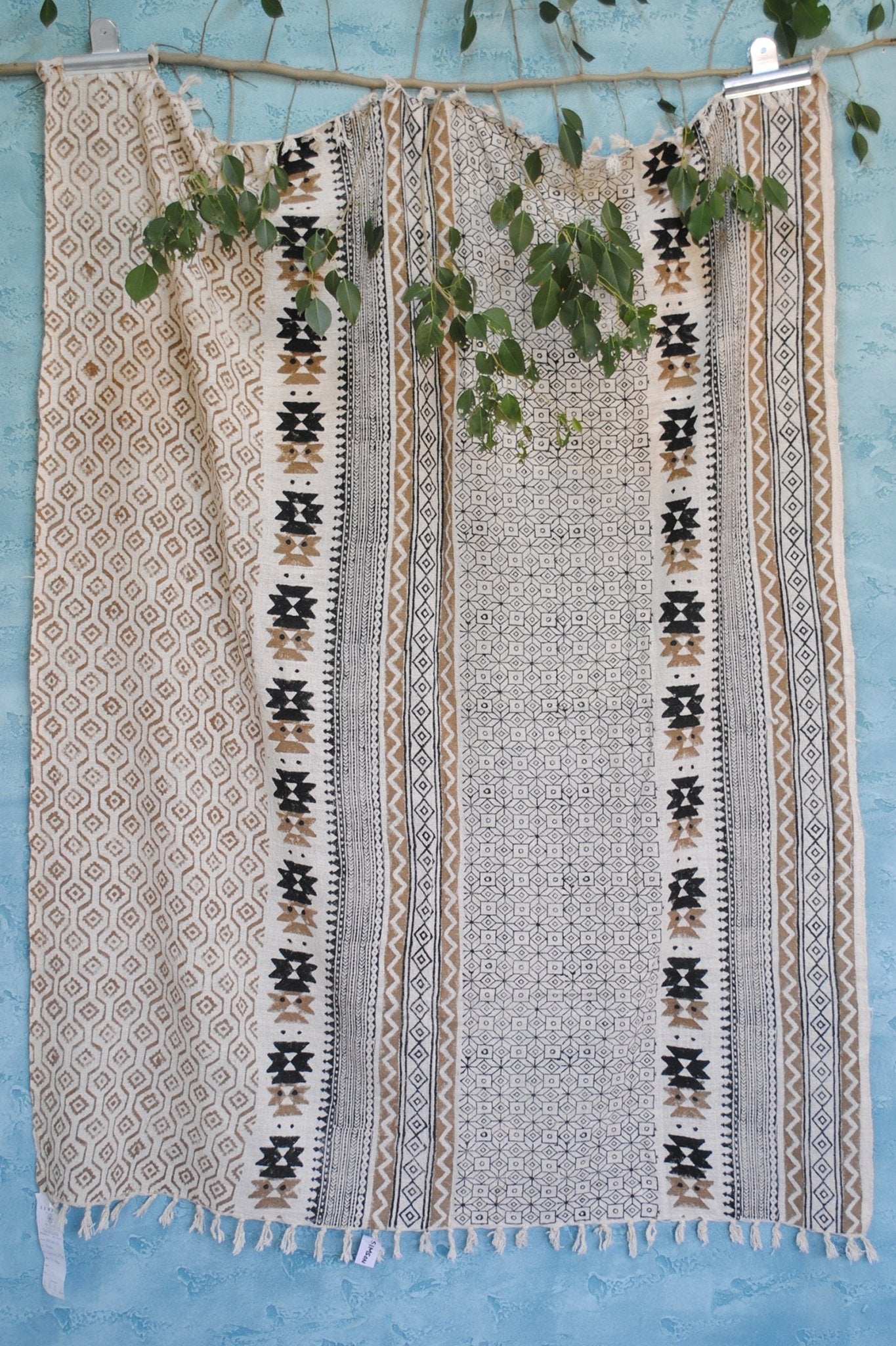 SIMSUN - BLOCK PRINTED THROWS - ART AVENUE