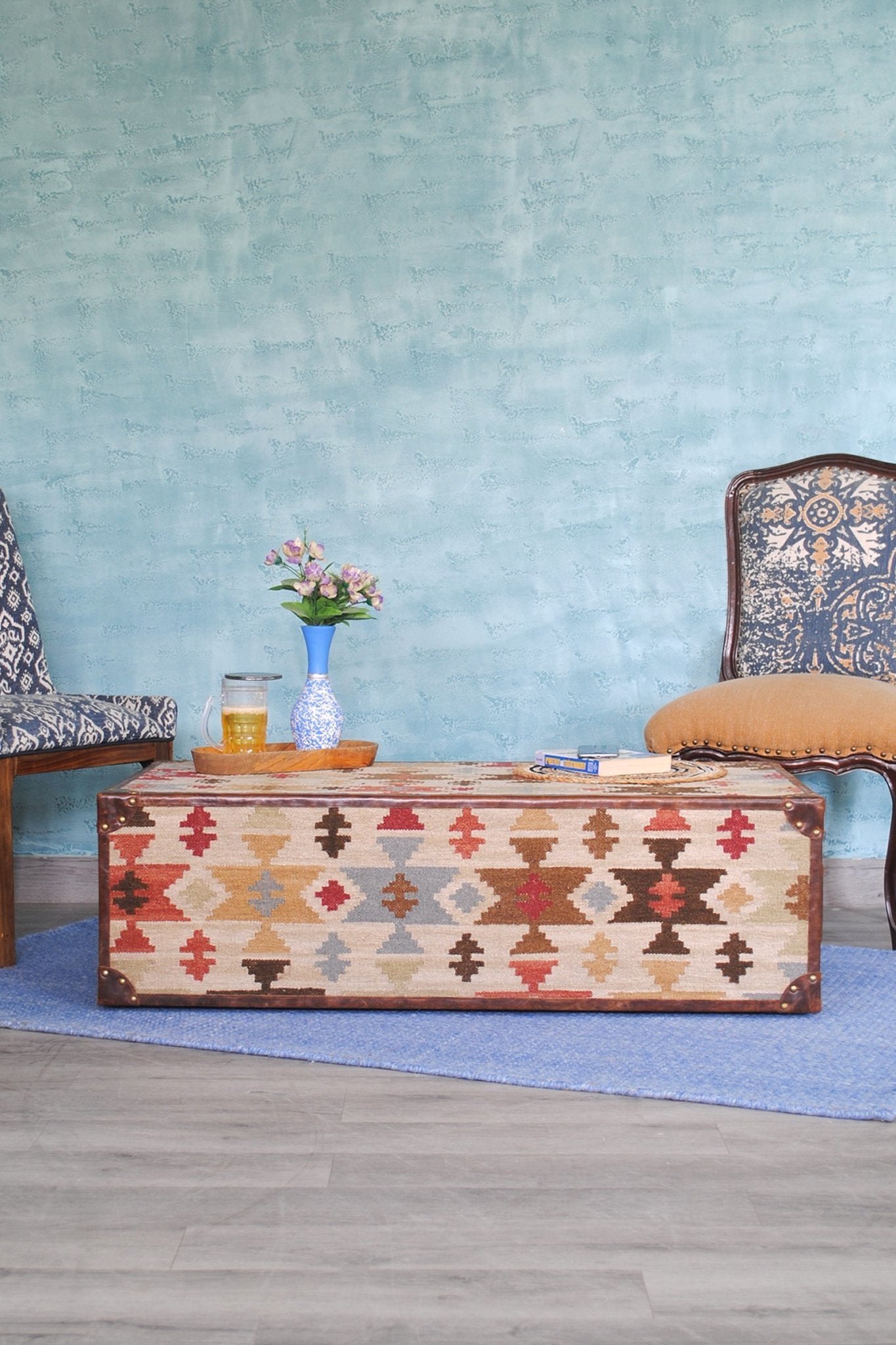Sunshine leather coffee table — Art Avenue