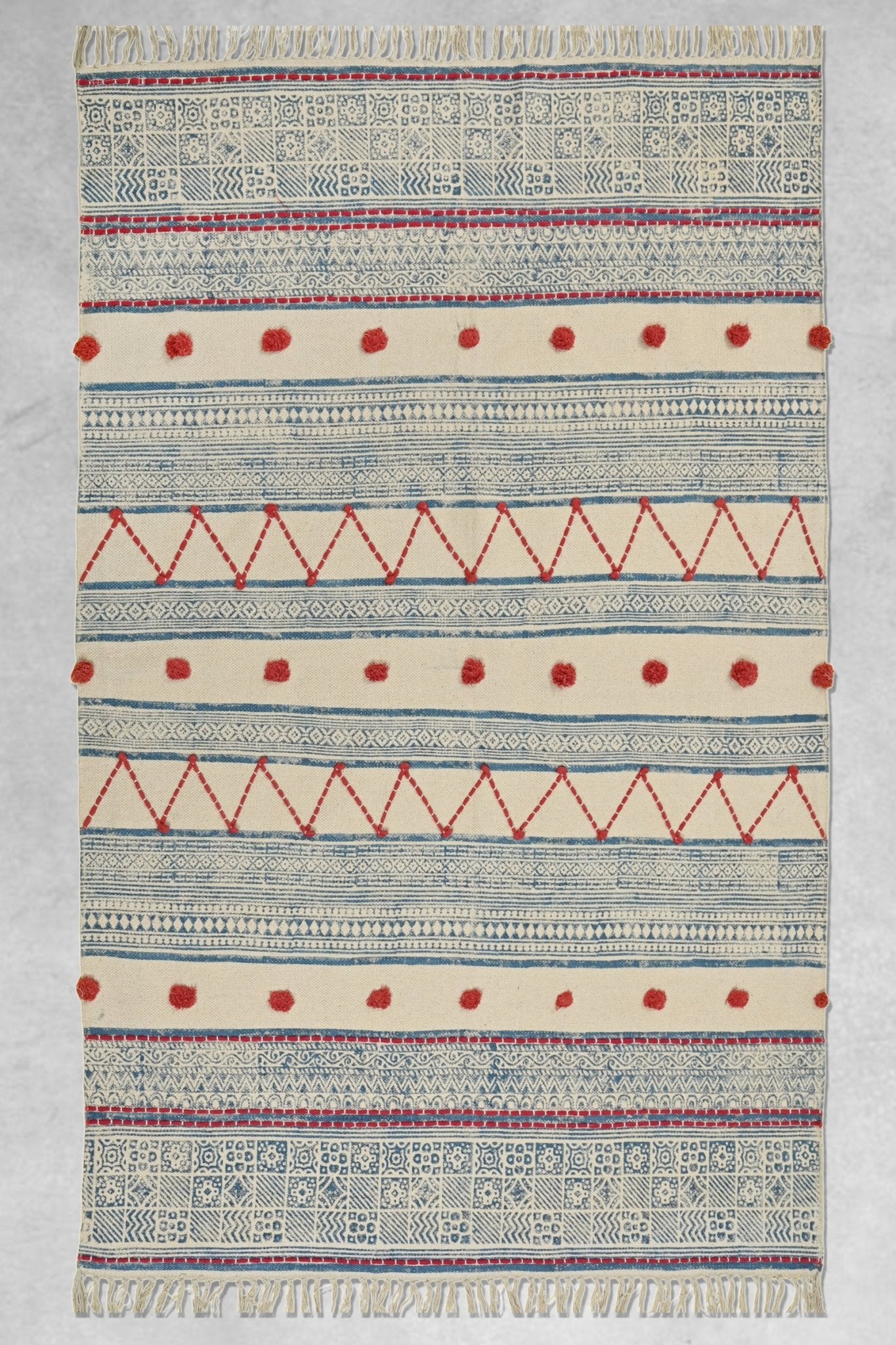 TITLE BLOCK PRINTED RUG - ART AVENUE