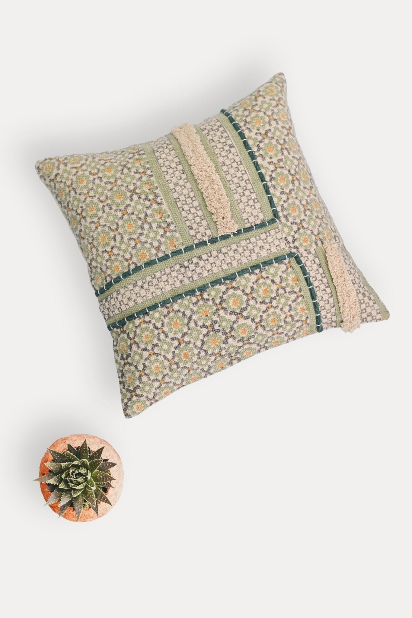 TURTLE - SQUARE CUSHION COVER - GREEN - ART AVENUE