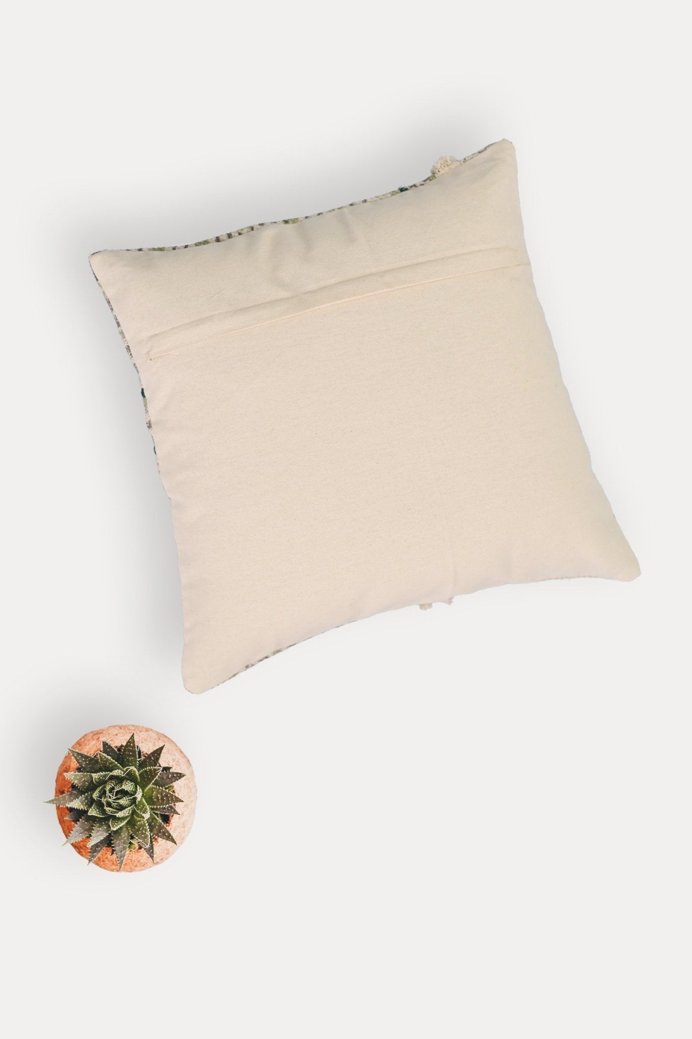 TURTLE - SQUARE CUSHION COVER - GREEN - ART AVENUE