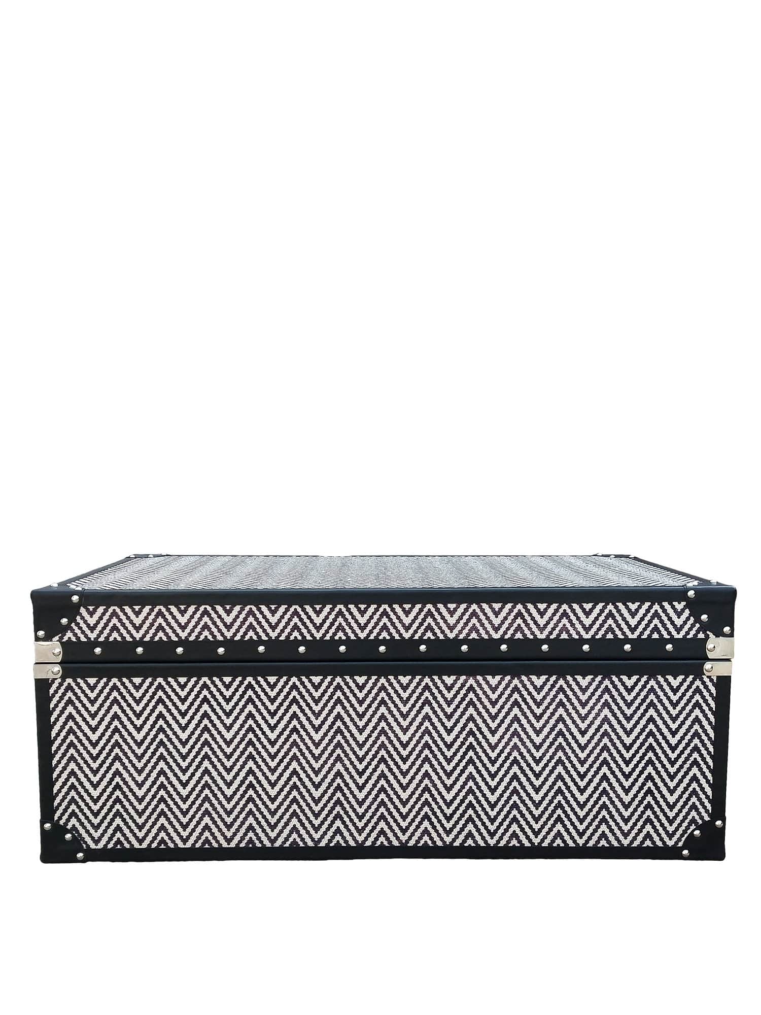 Zigzag kilim trunk — front view — Art Avenue