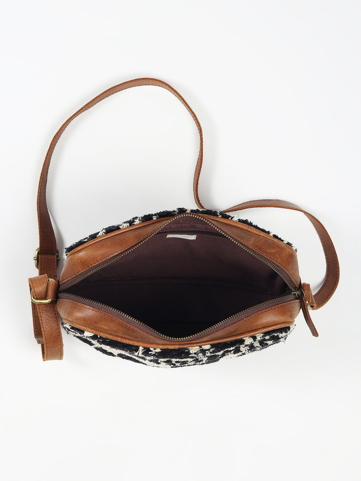 Archer leather sling bag alternate angle — Art Avenue