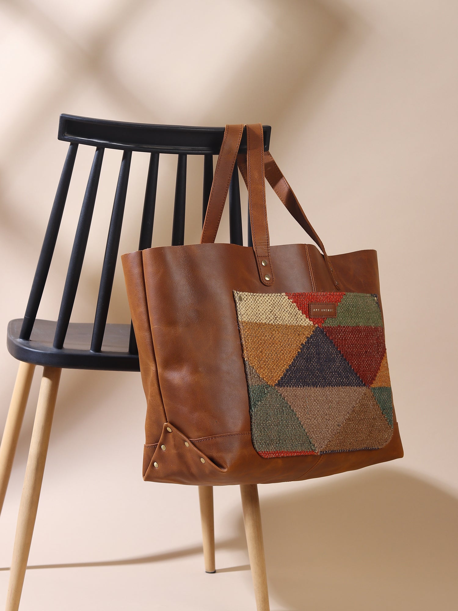 Sarah kilim handbag lifestyle — Art Avenue