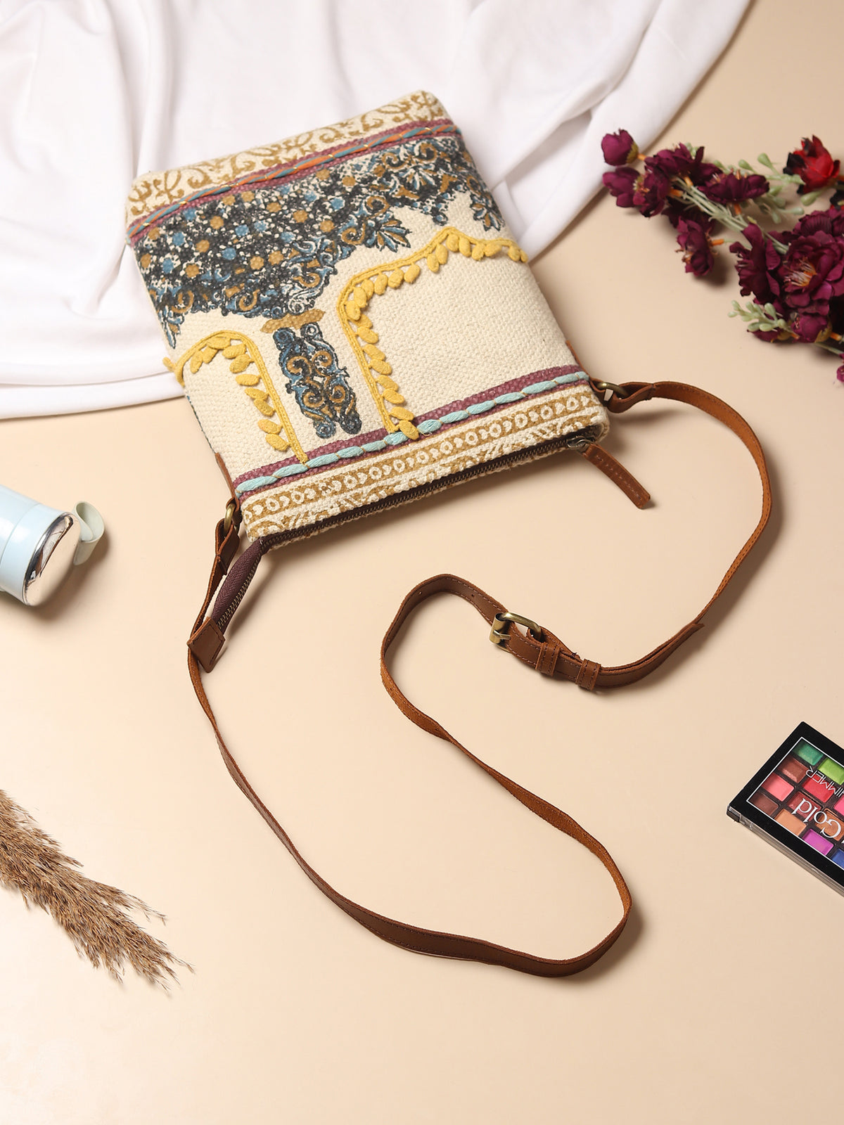 Ifaion block-printed sling bag detail — Art Avenue