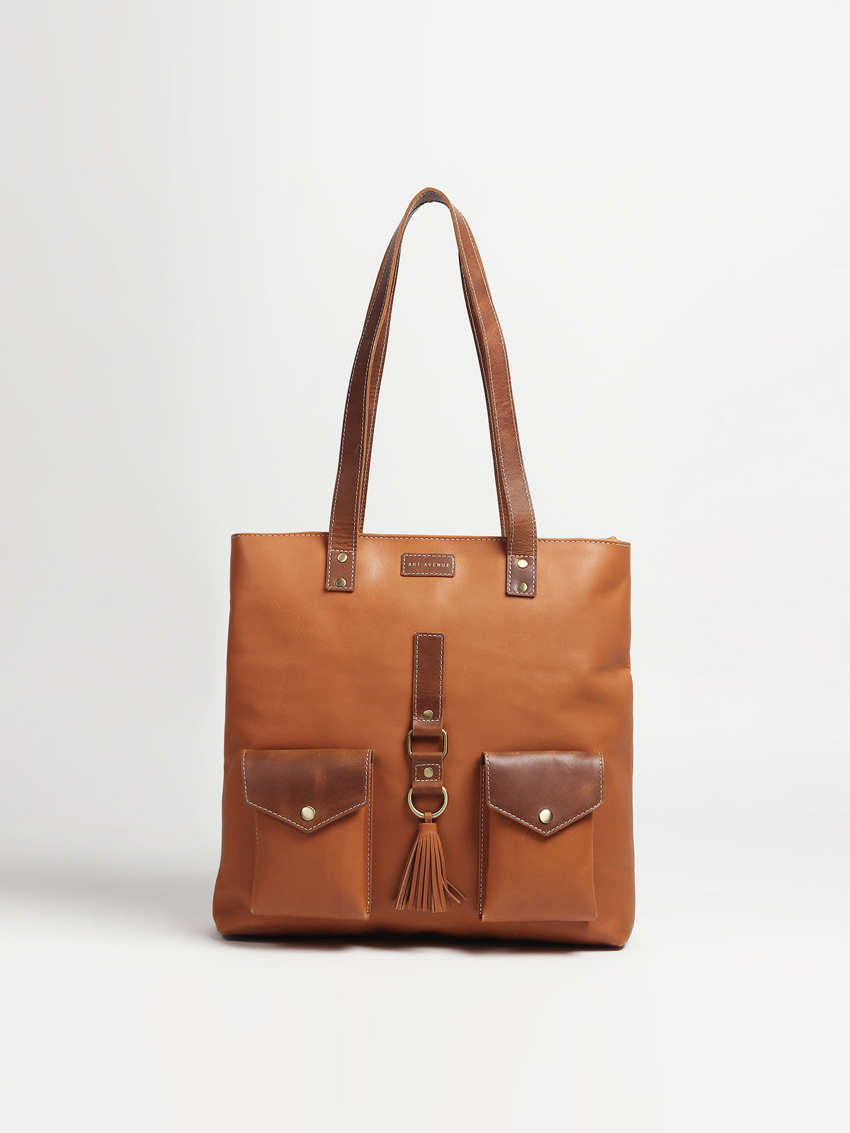 Brawny leather tote bag hardware detail — Art Avenue
