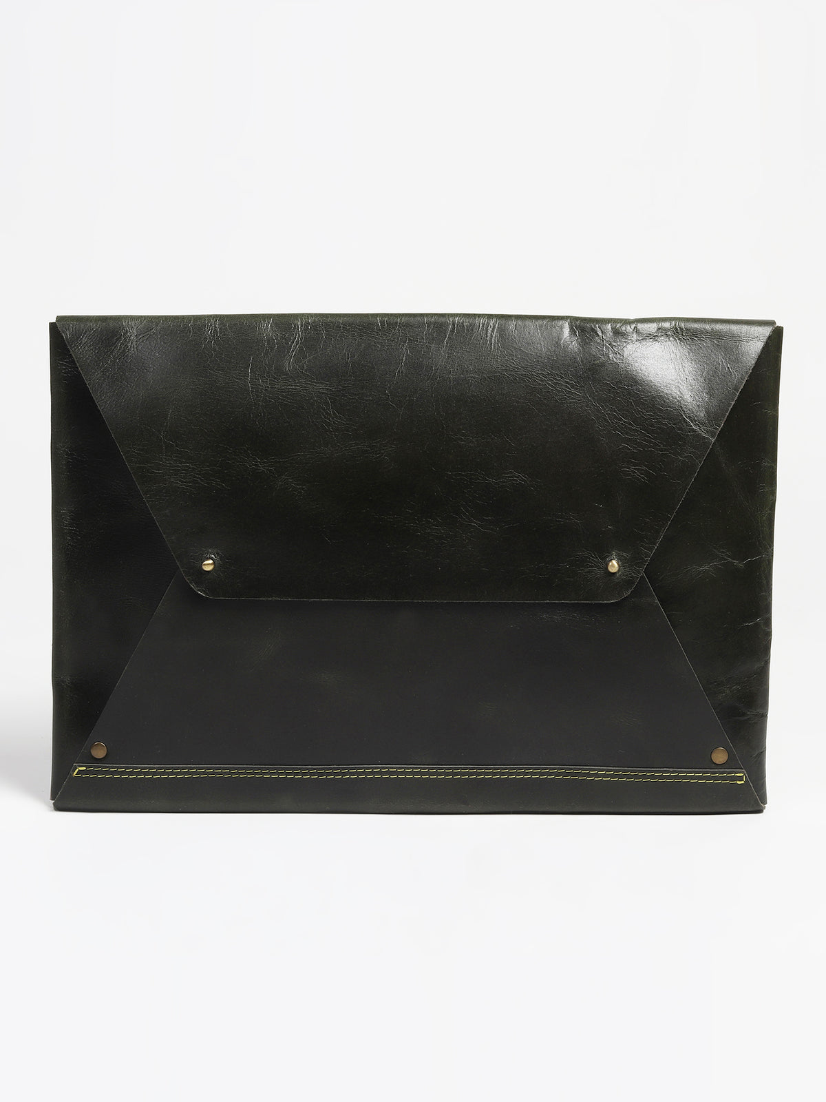 Harvey leather laptop sleeve hardware detail — Art Avenue