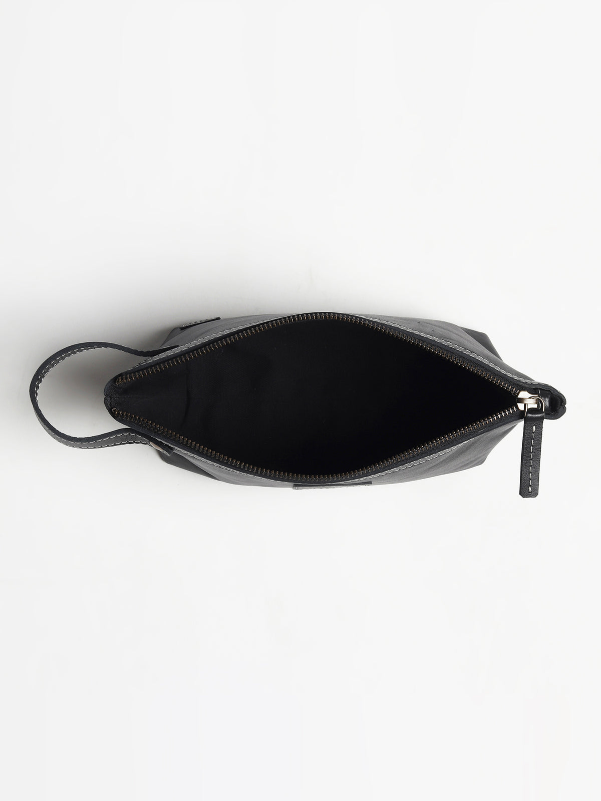 Flisk leather pouch hardware detail — Art Avenue