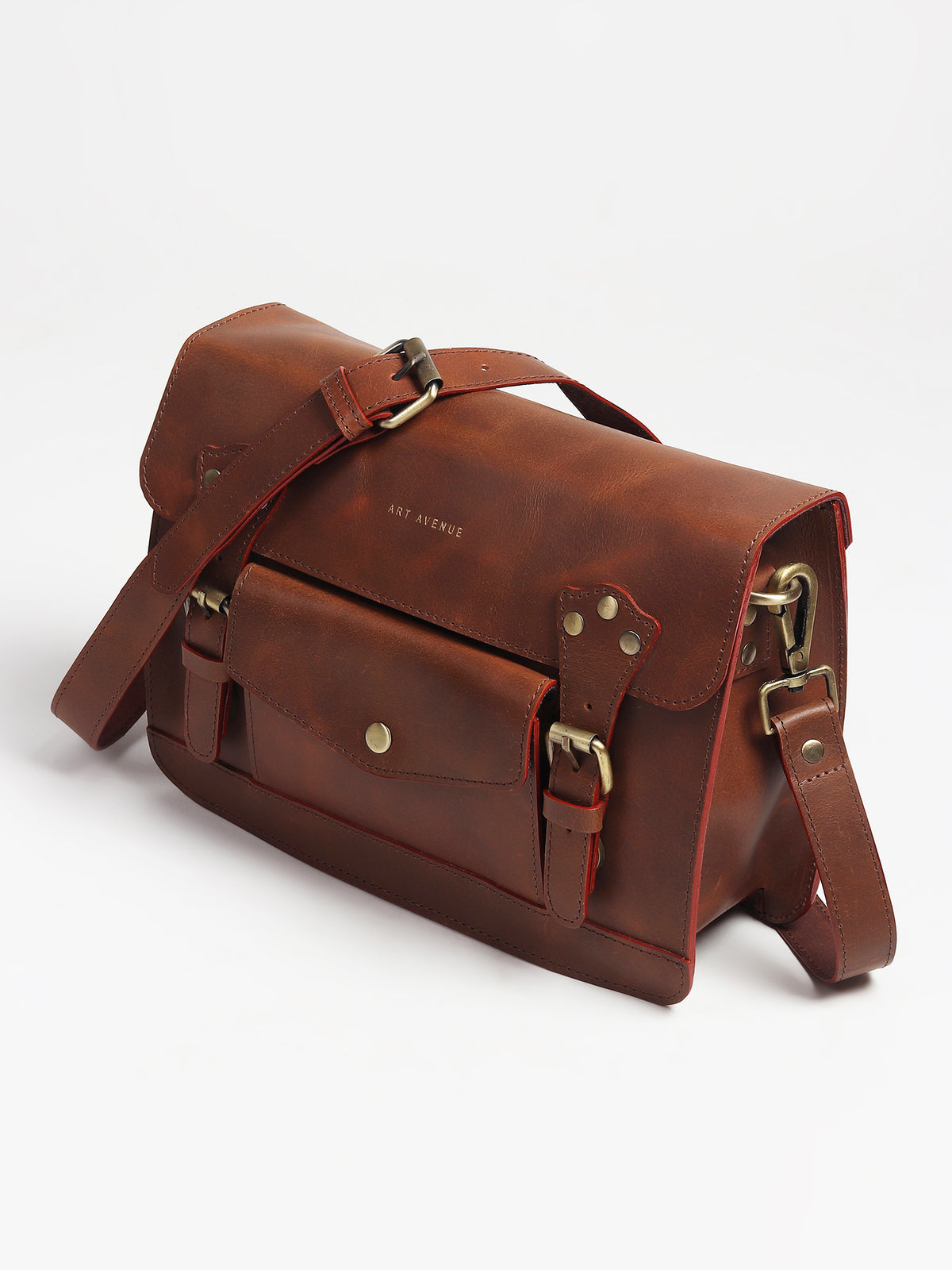 Obsidian sling bag lifestyle — Art Avenue