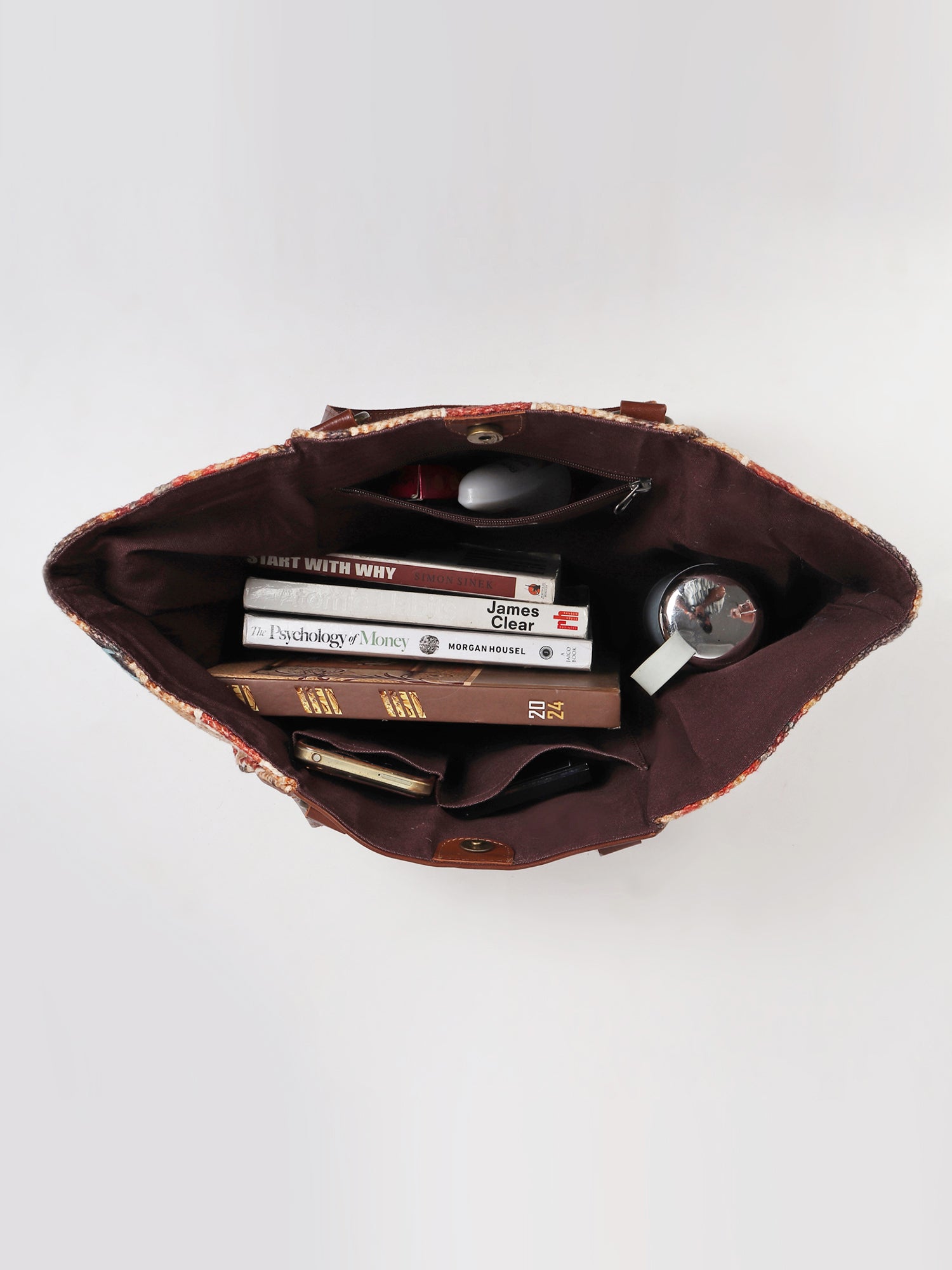 Zemin kilim handbag interior — Art Avenue